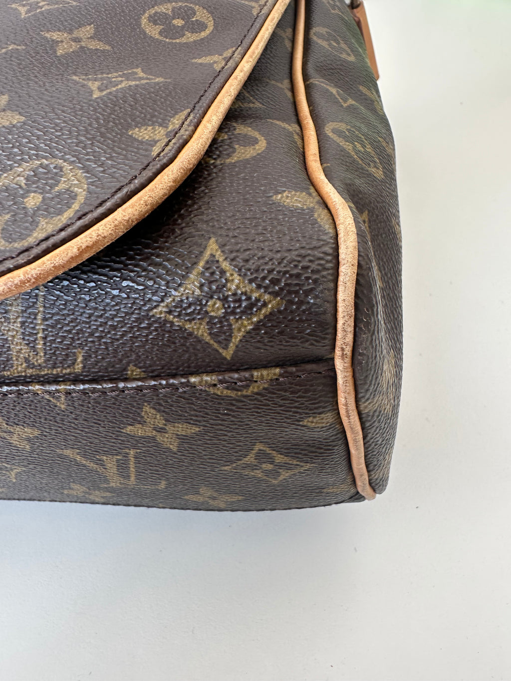 Louis Vuitton Abbesses