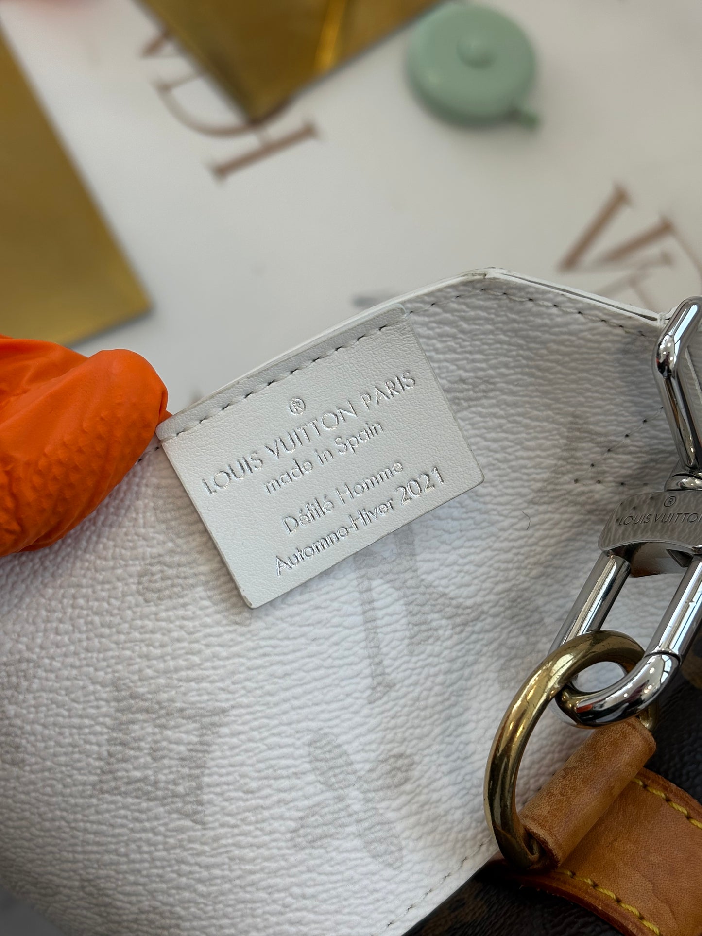 018165 - Louis Vuitton Keepall 50 Limited Strap