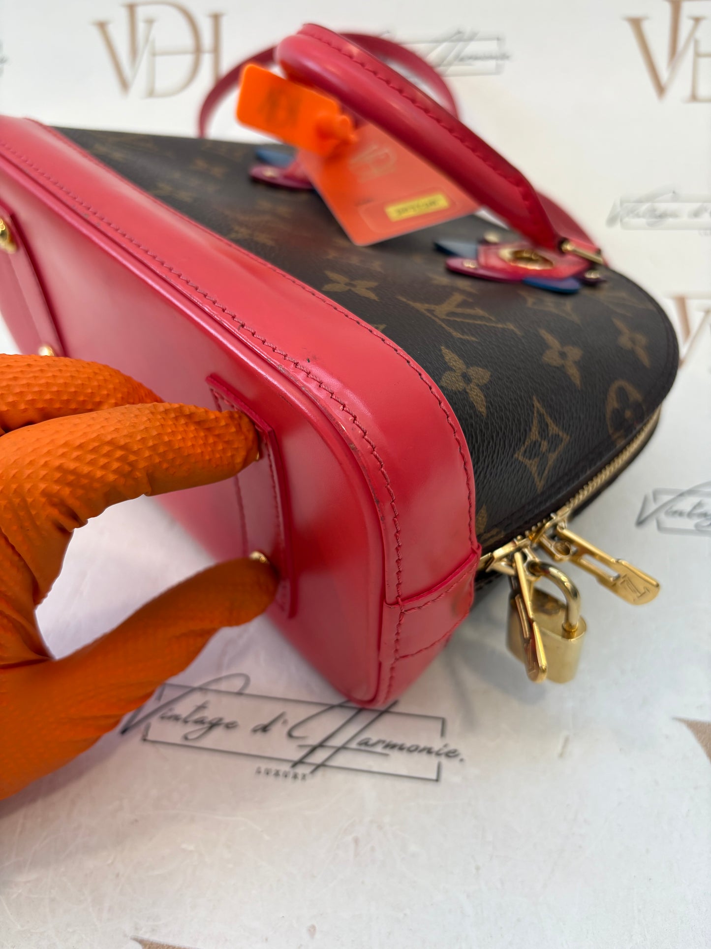 383736 - Louis Vuitton Alma BB