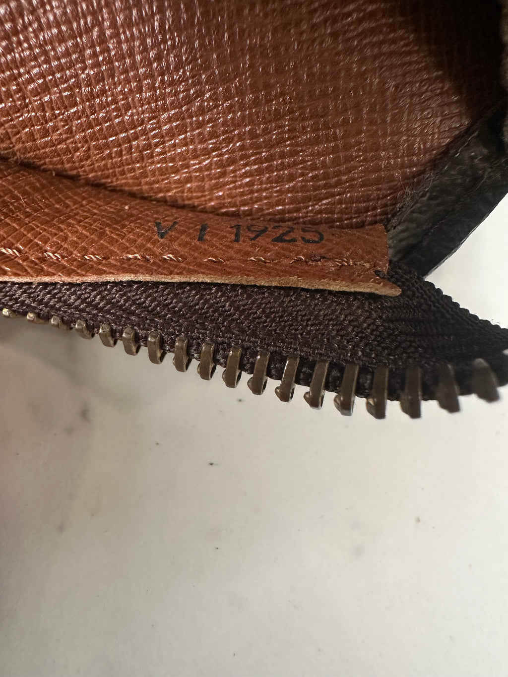 Louis Vuitton Babylone