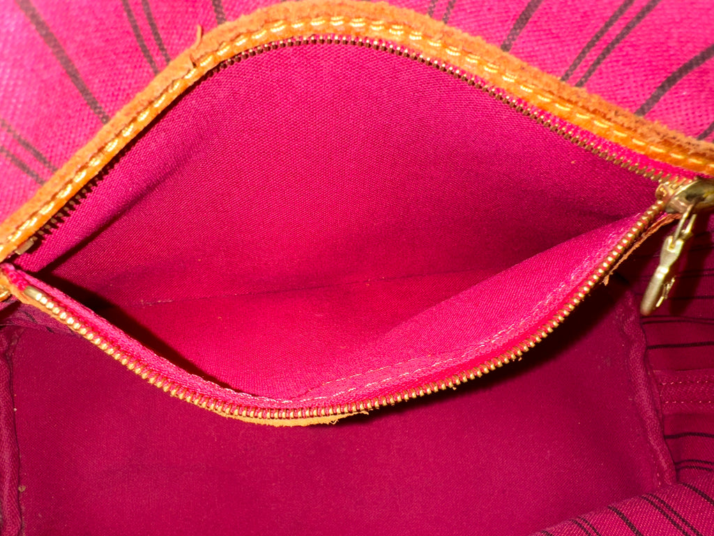 Louis Vuitton Neverfull PM