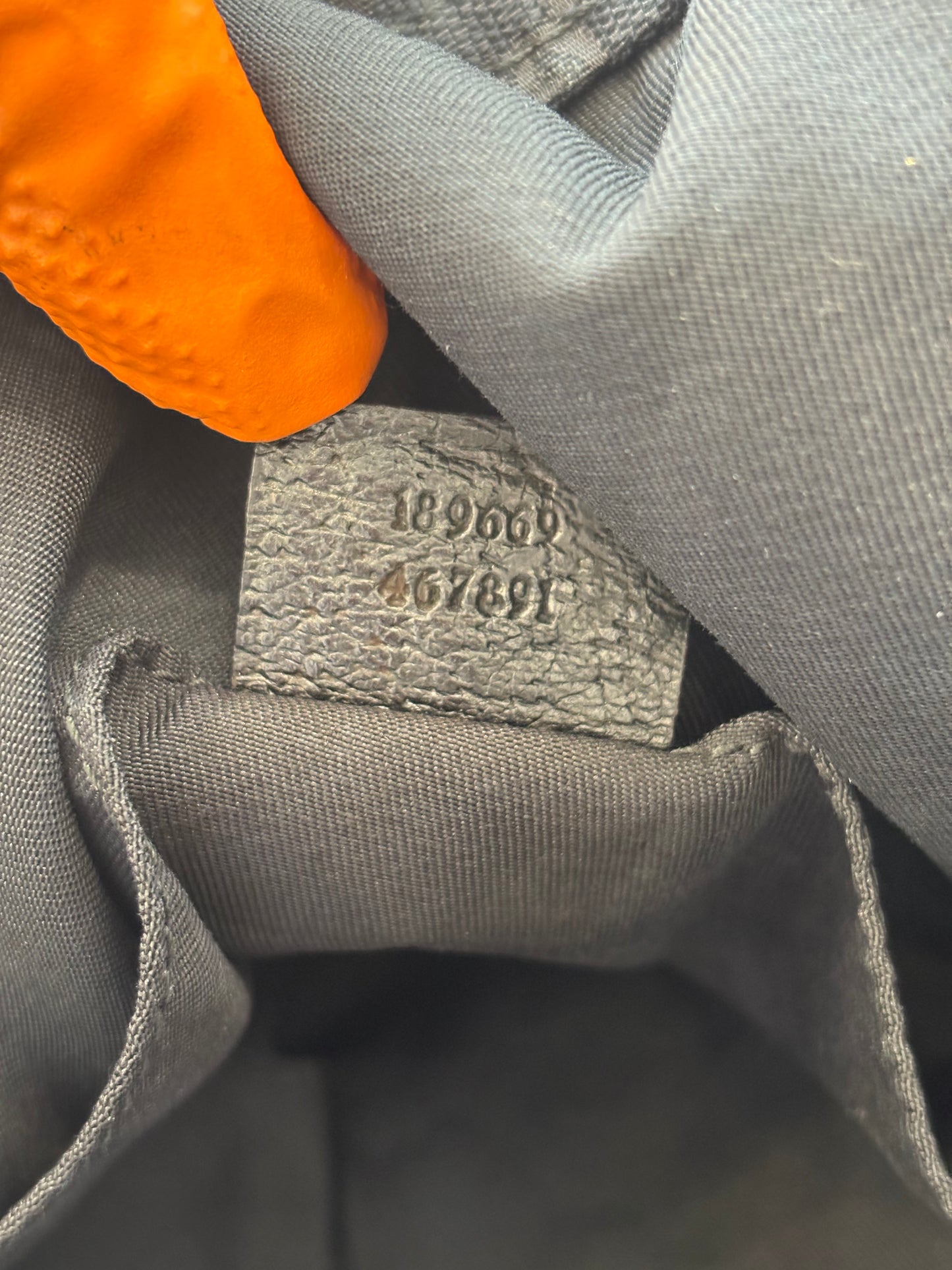 201323 - Gucci Tote