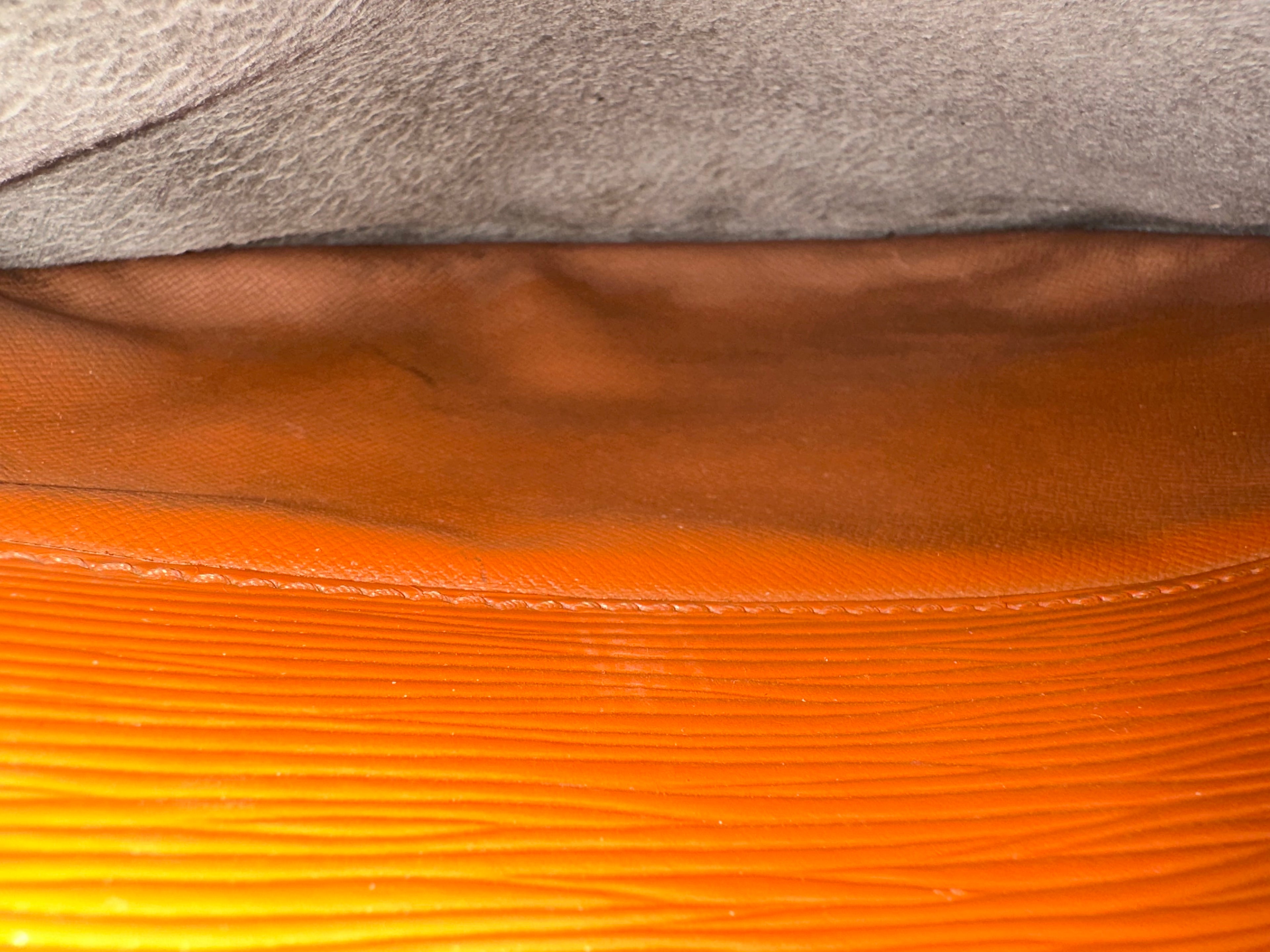 Louis Vuitton Epi Jeune Fille MM