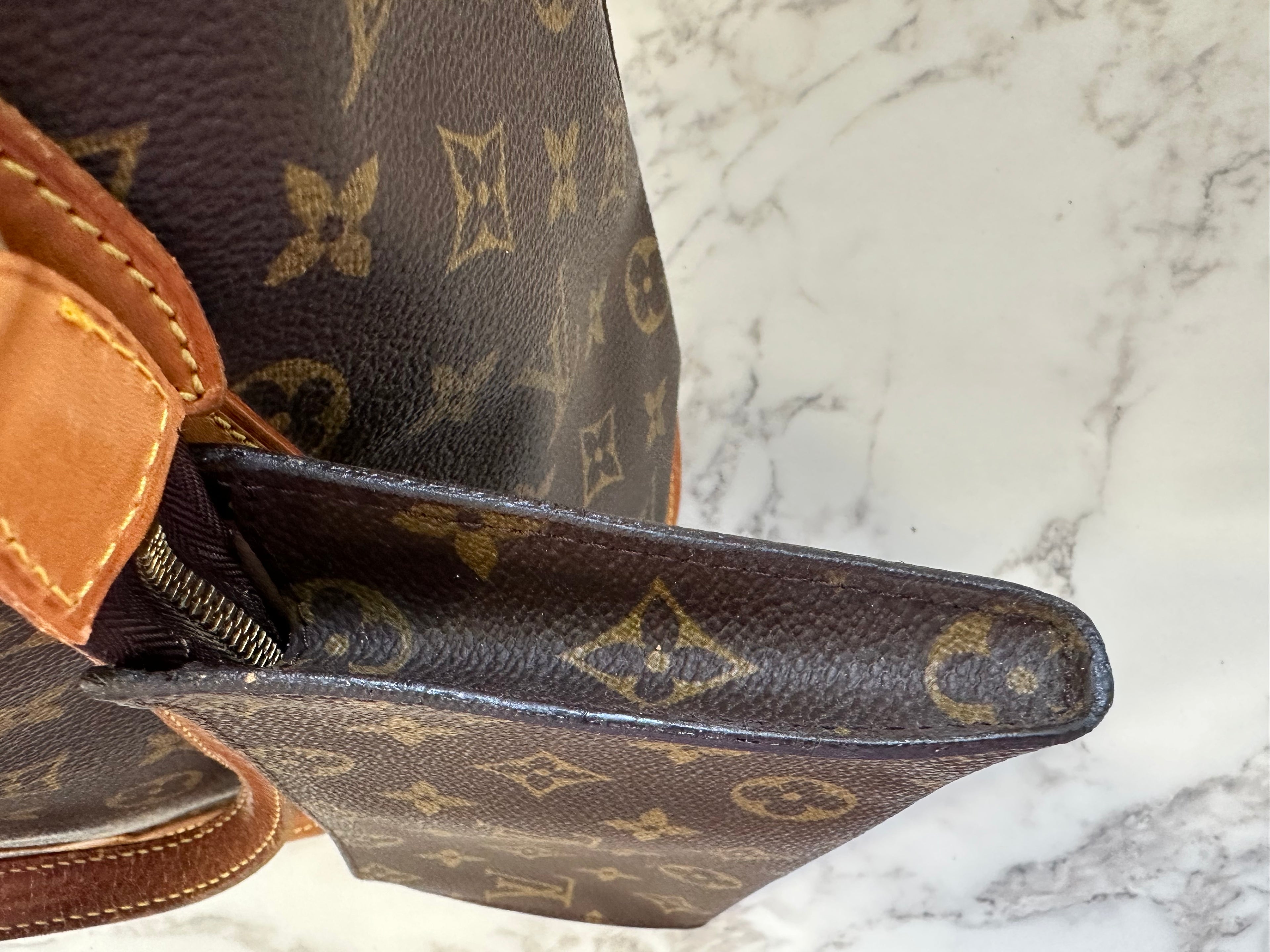 Louis Vuitton Bucket GM