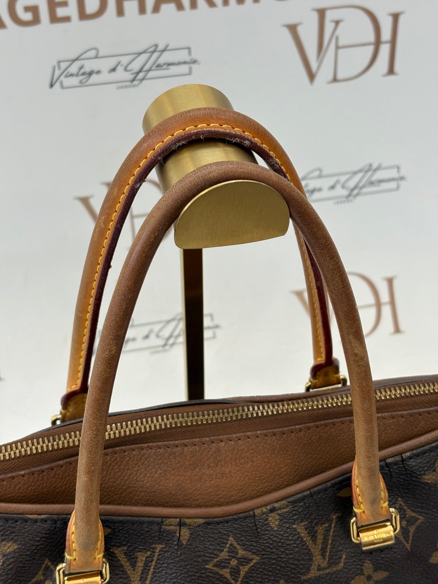 018771 - Louis Vuitton Pallas