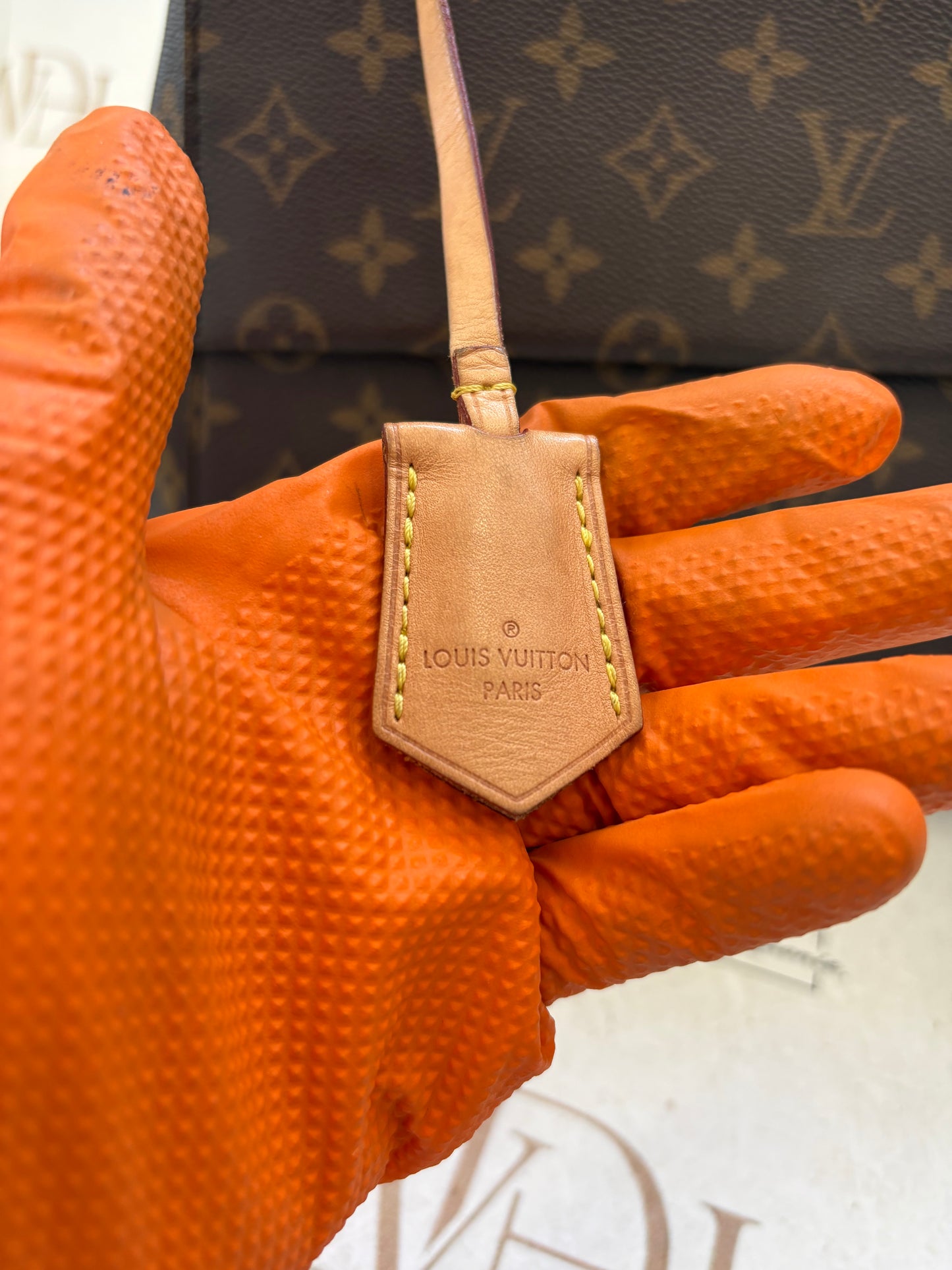 201487 - Louis Vuitton Cluny