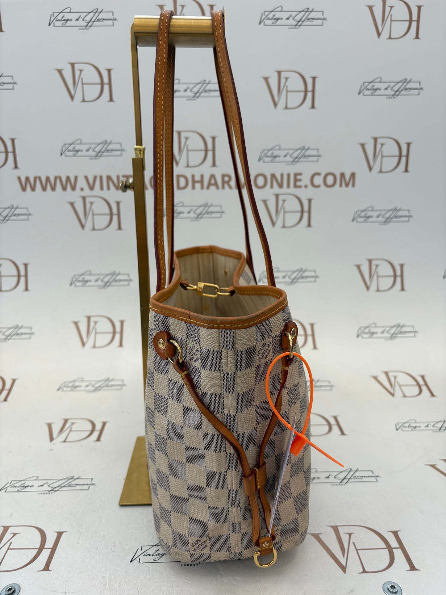 383689 - Louis Vuitton Neverfull PM