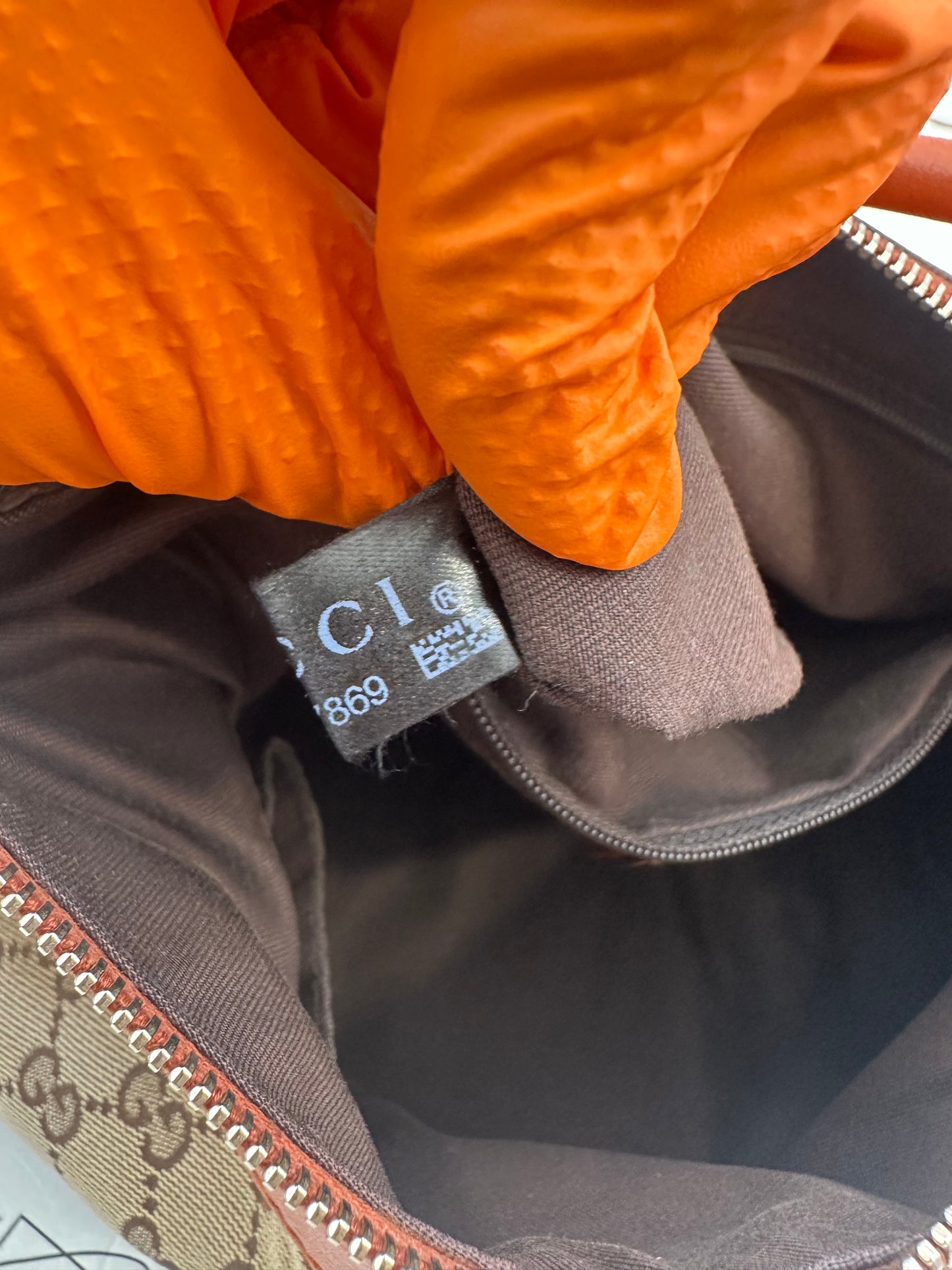 382519 - Gucci Abbey