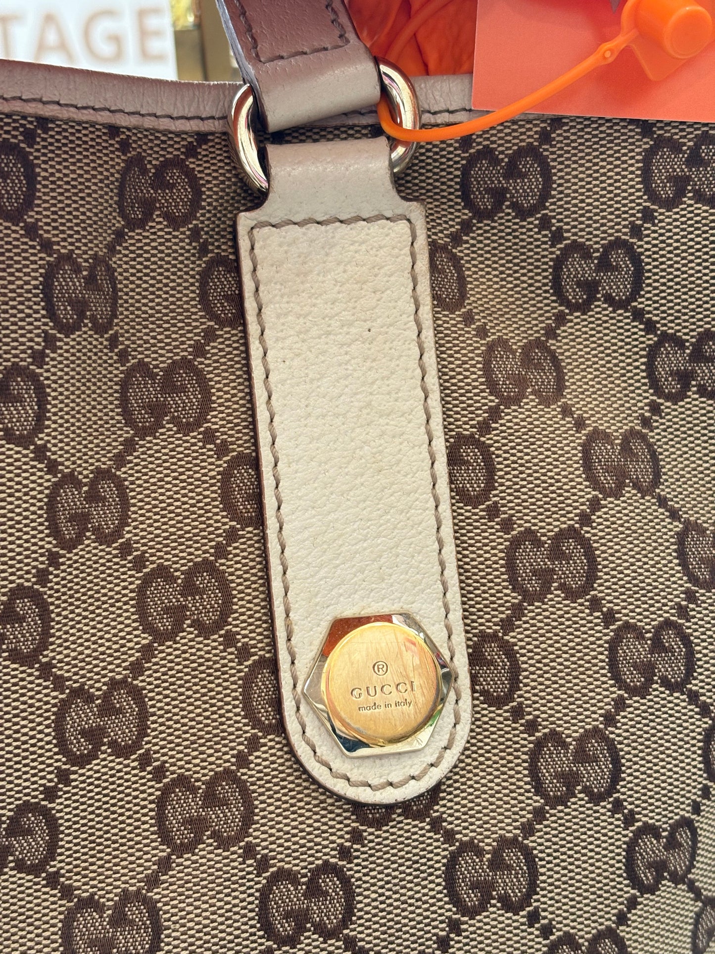 018185 - Gucci Tote Vertical