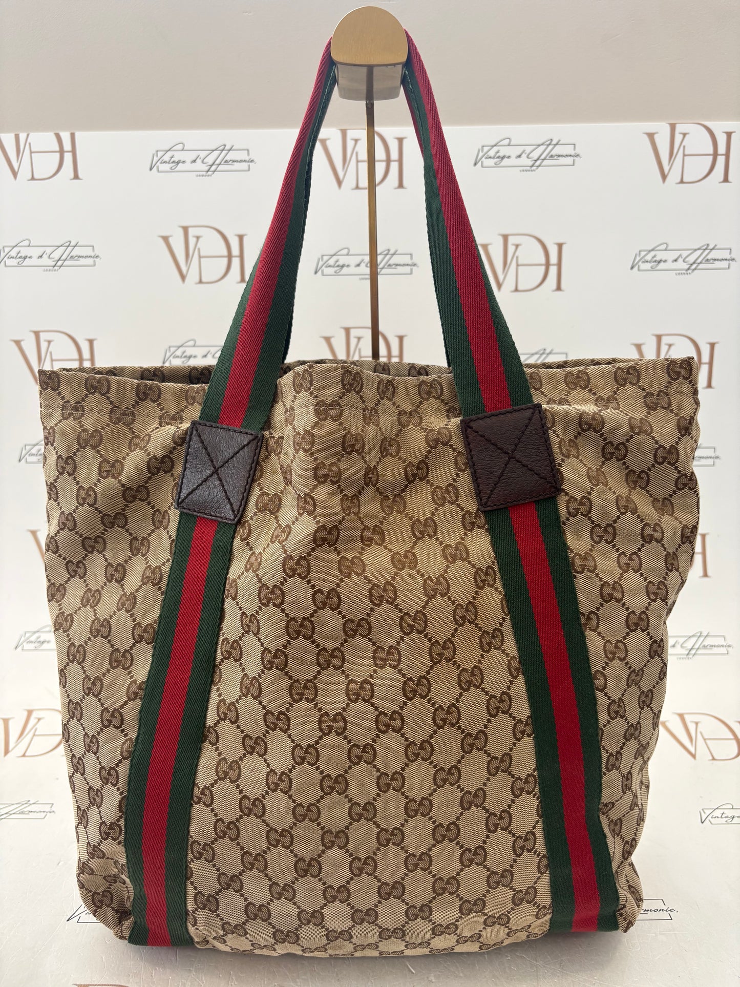 384241 - Gucci Diaper