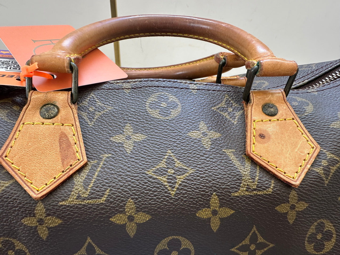Louis Vuitton Speedy 30