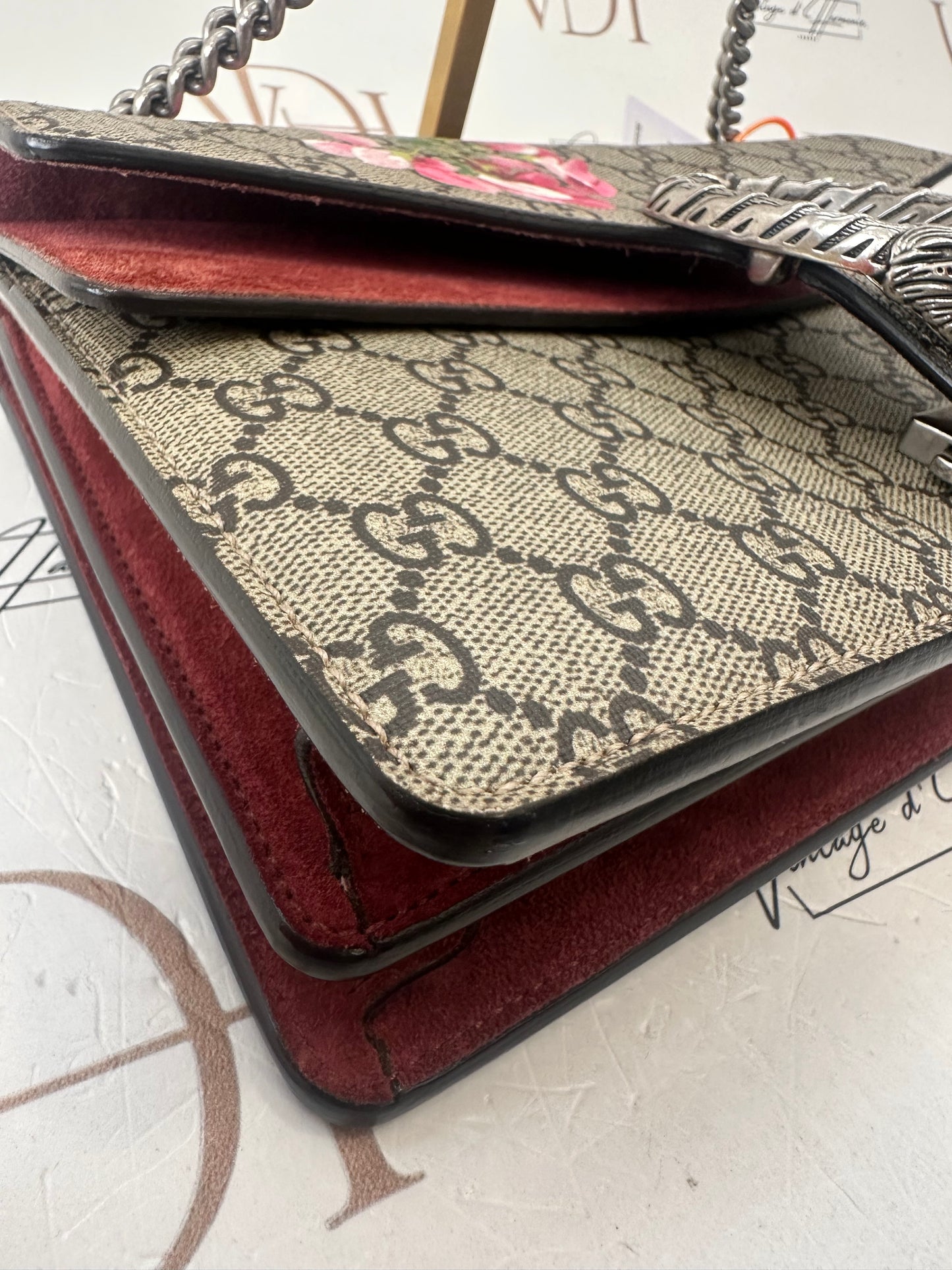 383002 - Gucci Dionysus