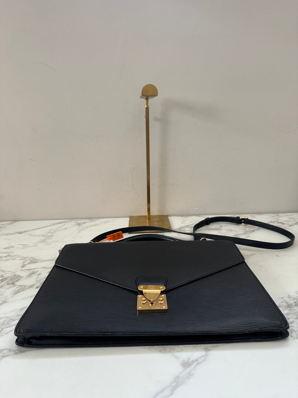 Louis Vuitton Epi Porte Documents Bandouliere