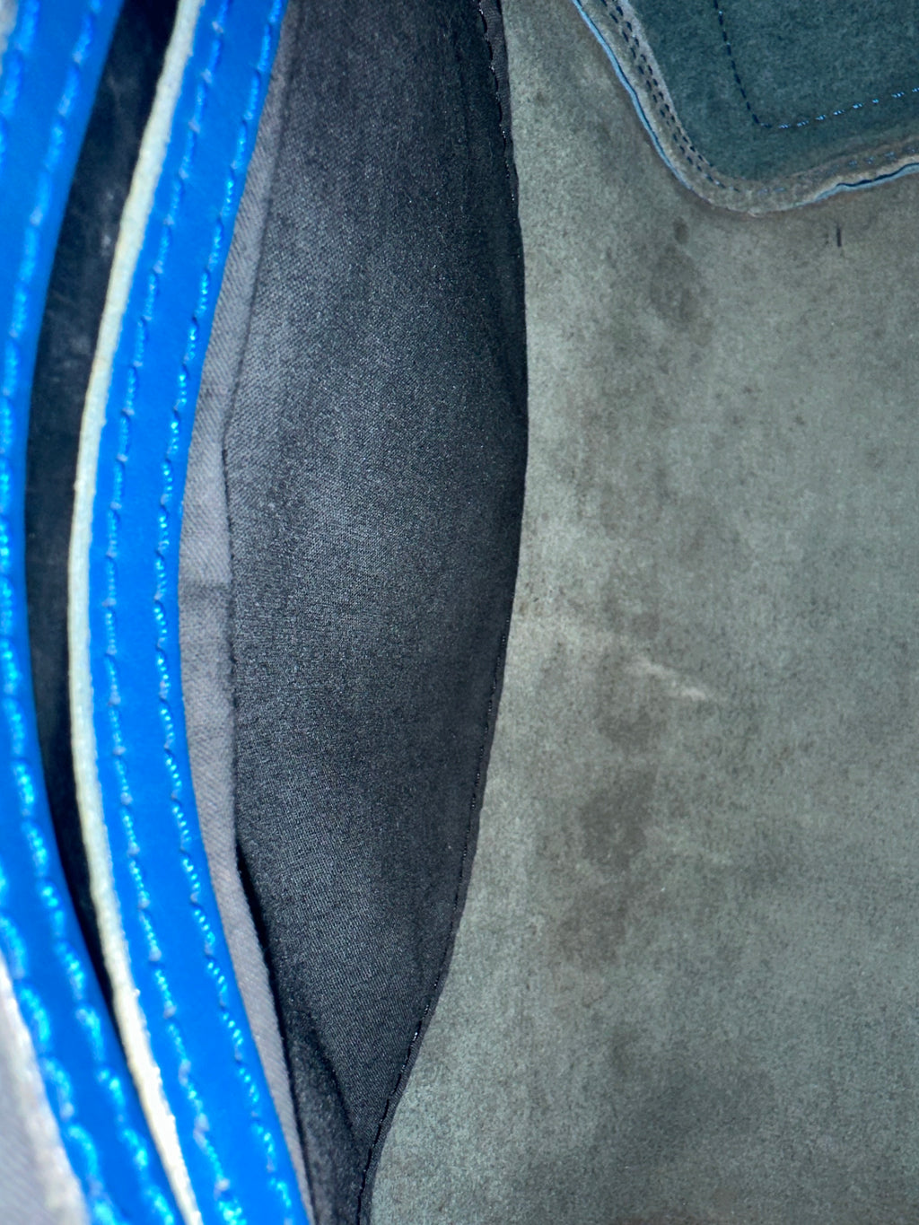 Louis Vuitton  Speedy 25 Epi Blue