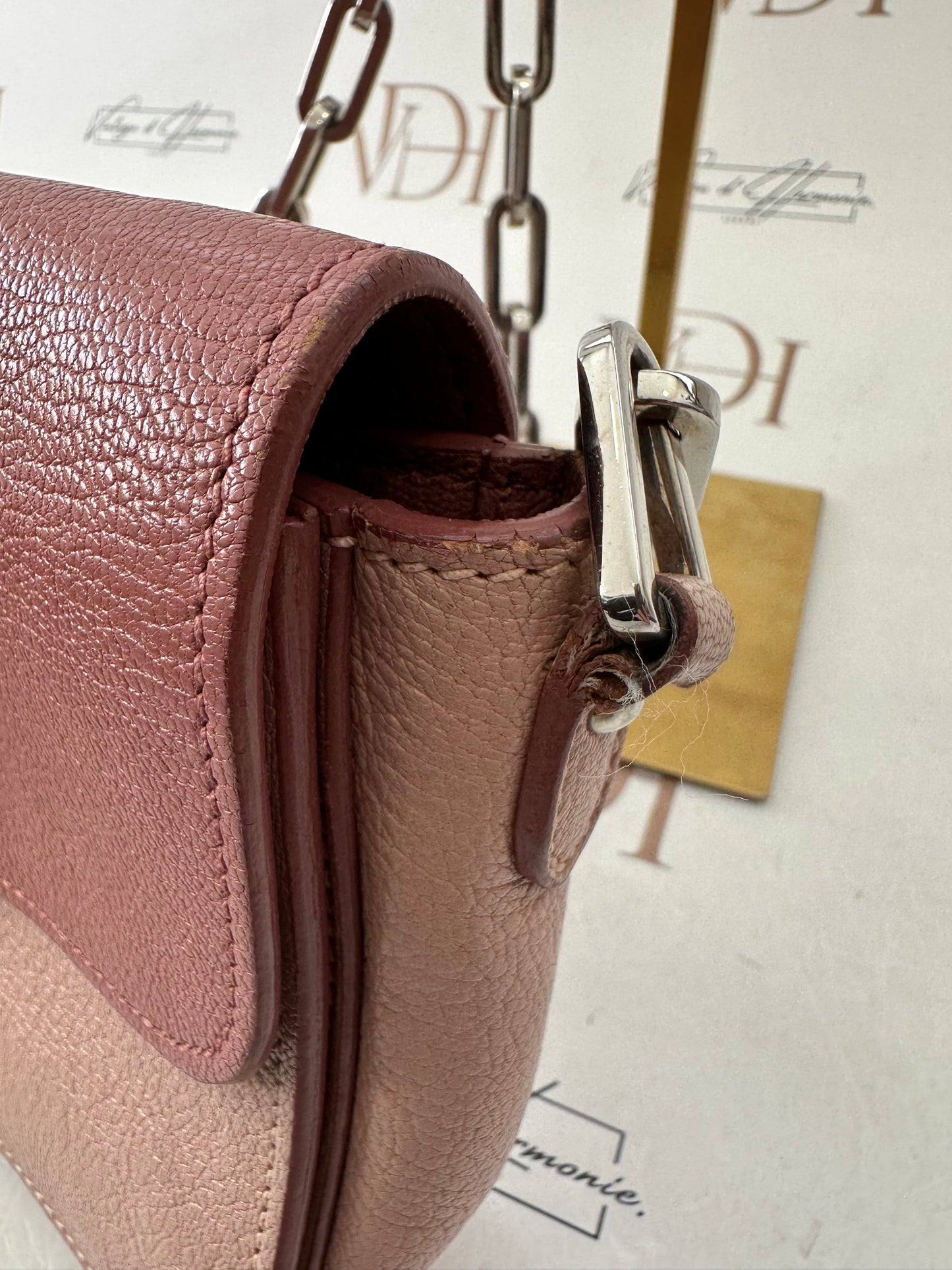 382810 - Miu Miu