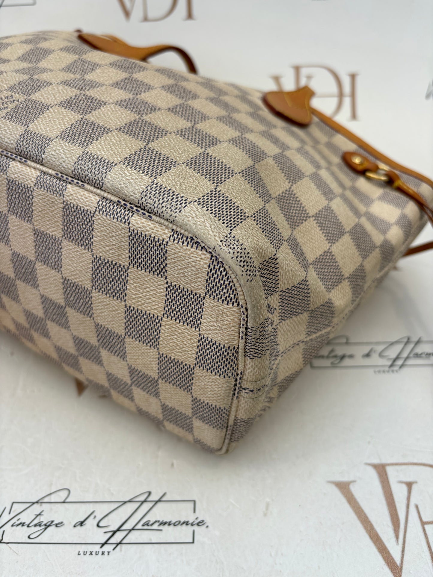 383689 - Louis Vuitton Neverfull PM