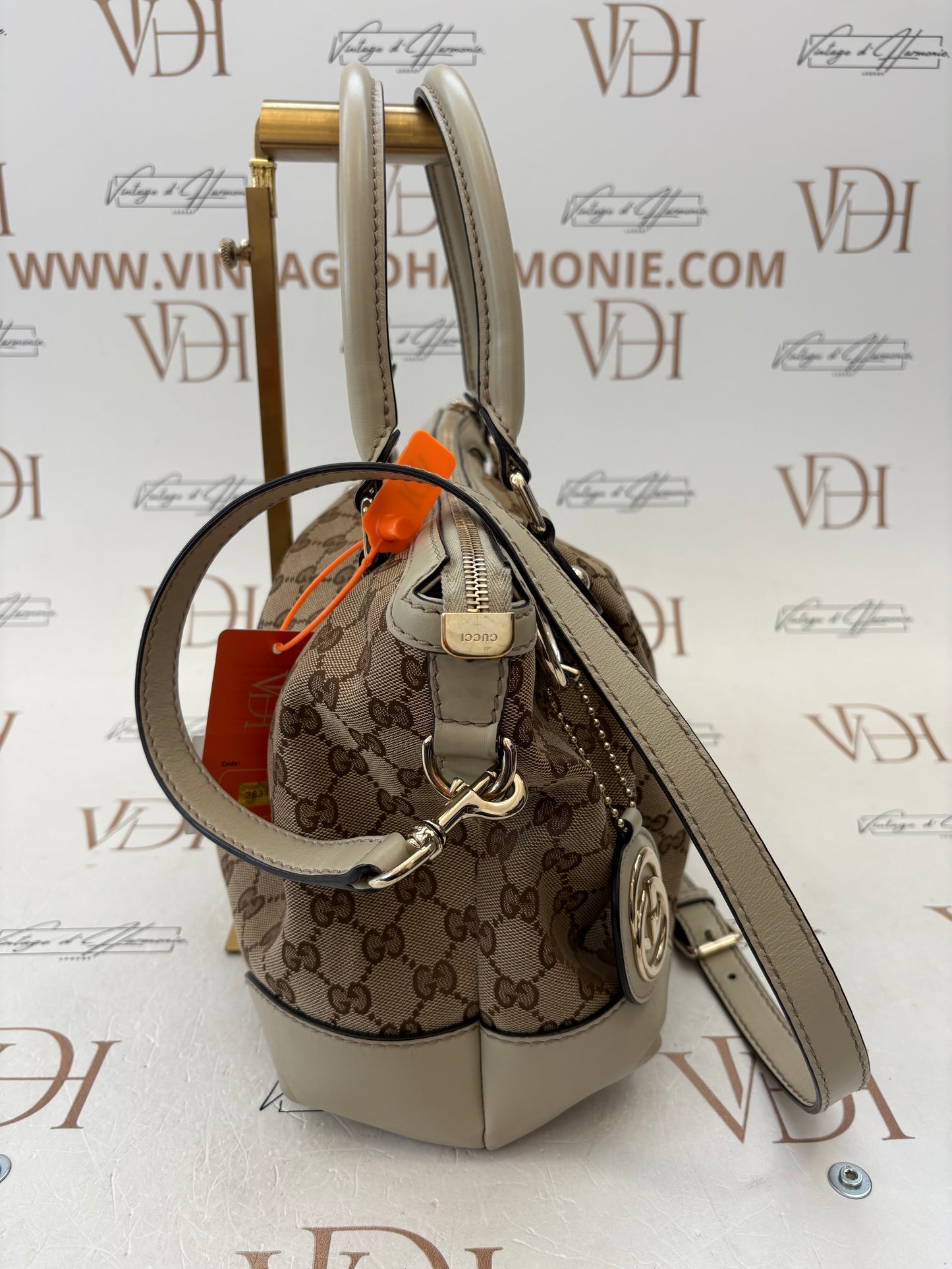 383129 - Gucci Sukey