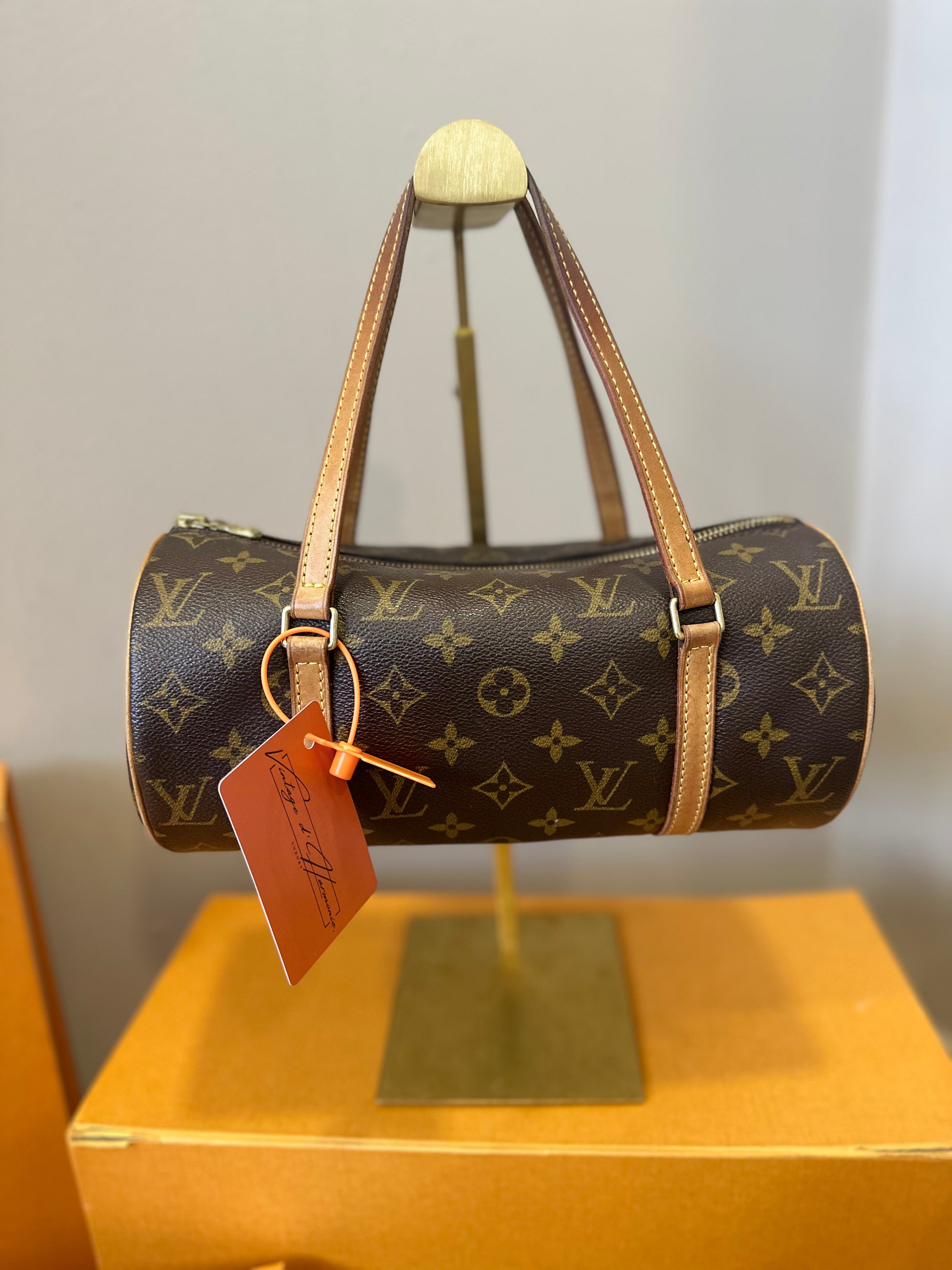 Louis Vuitton Papillon 26