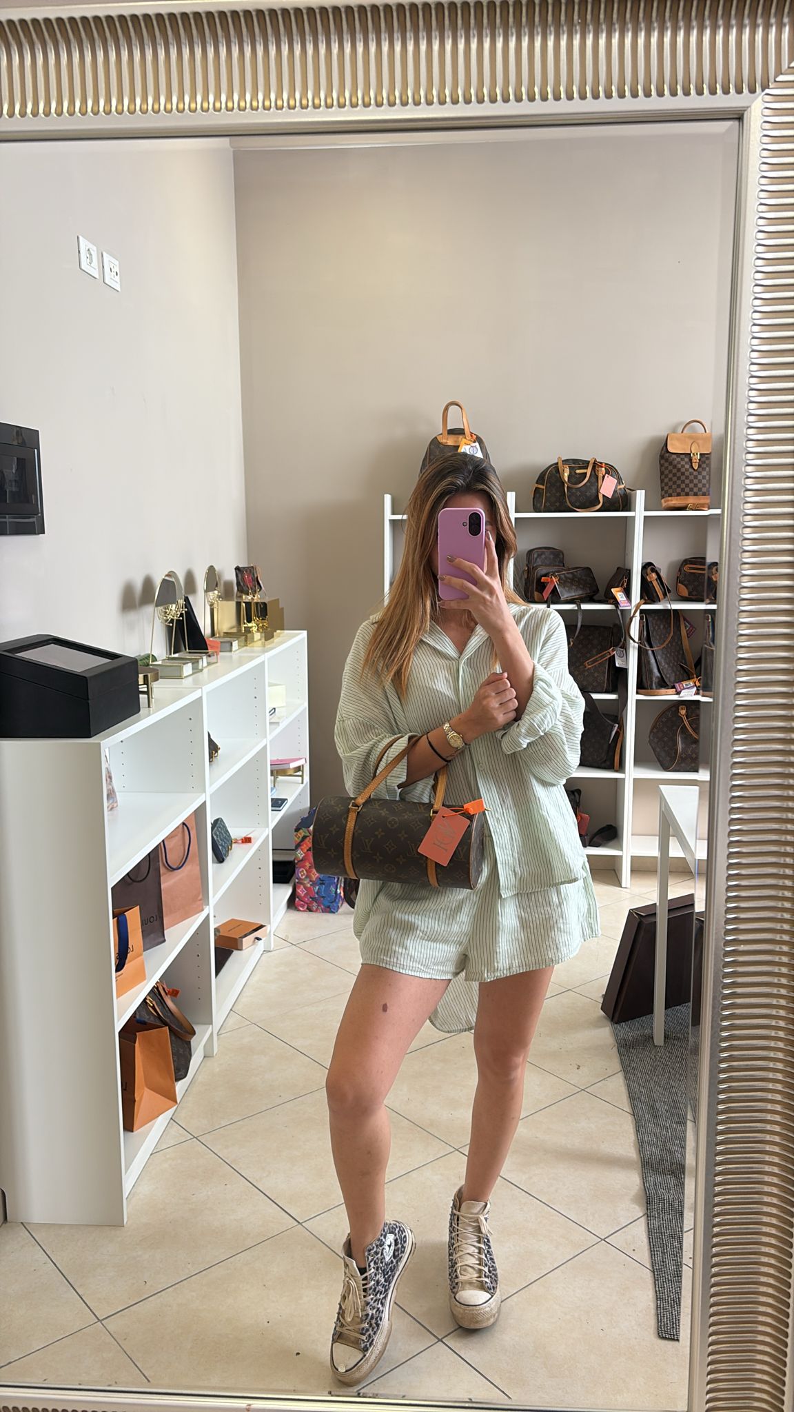 Louis Vuitton Papillon 26