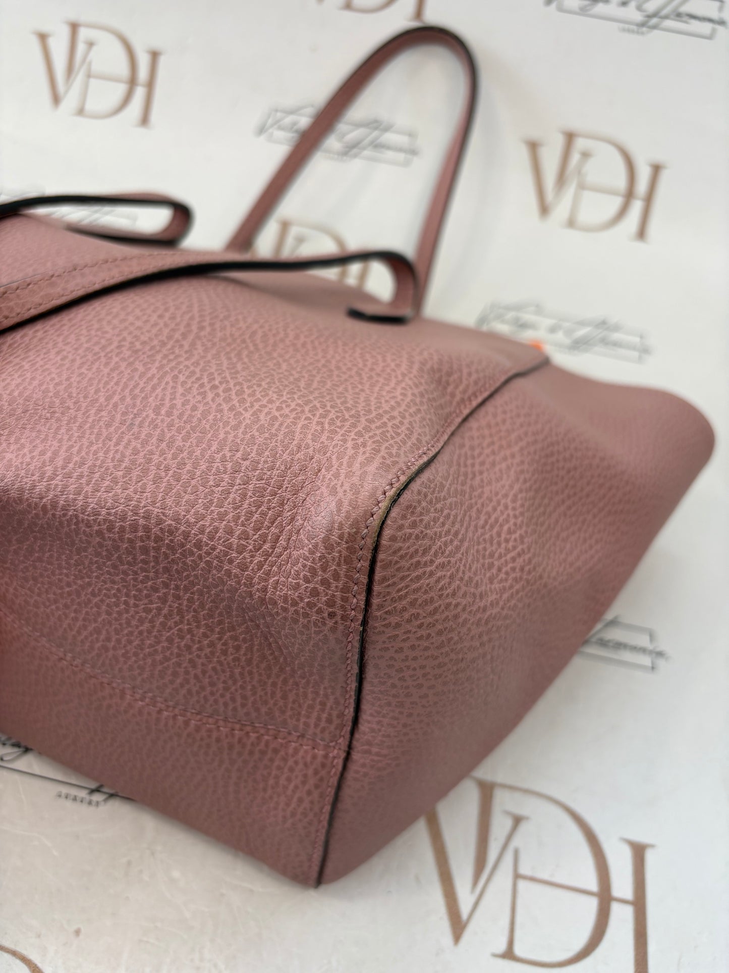 200948 - Gucci Swing Pink
