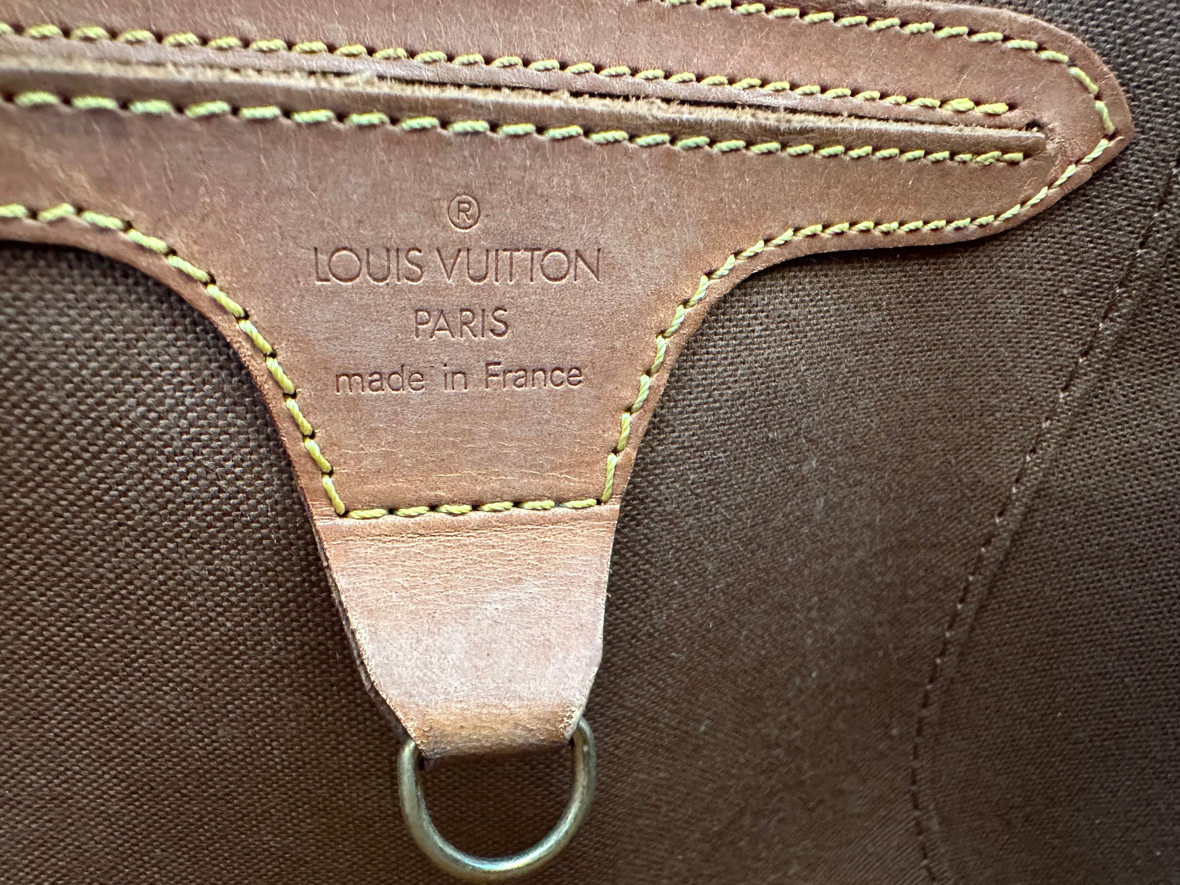 Louis Vuitton Ellipse MM