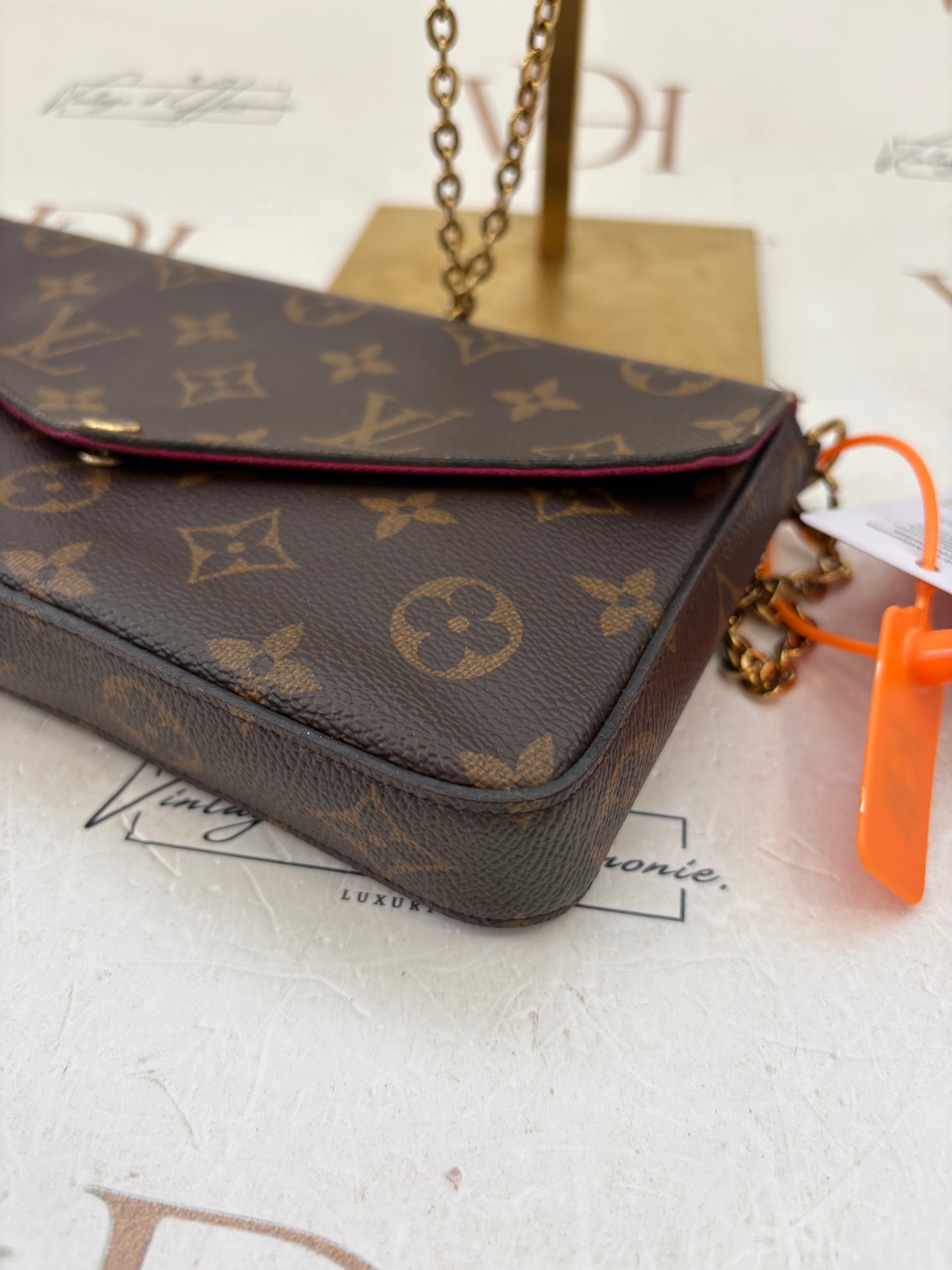 200823 - Louis Vuitton Felicie