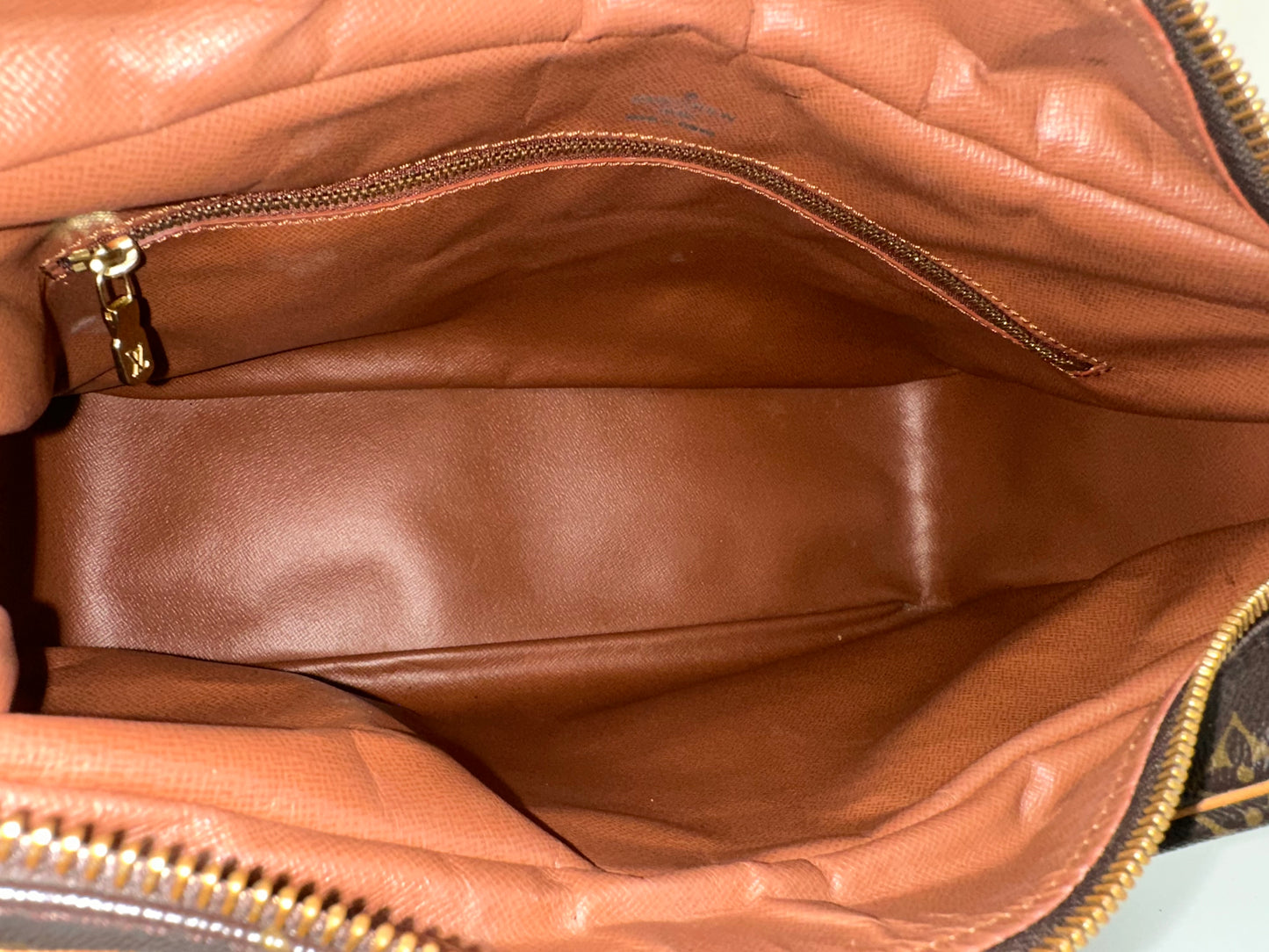Louis Vuitton Boulogne 35