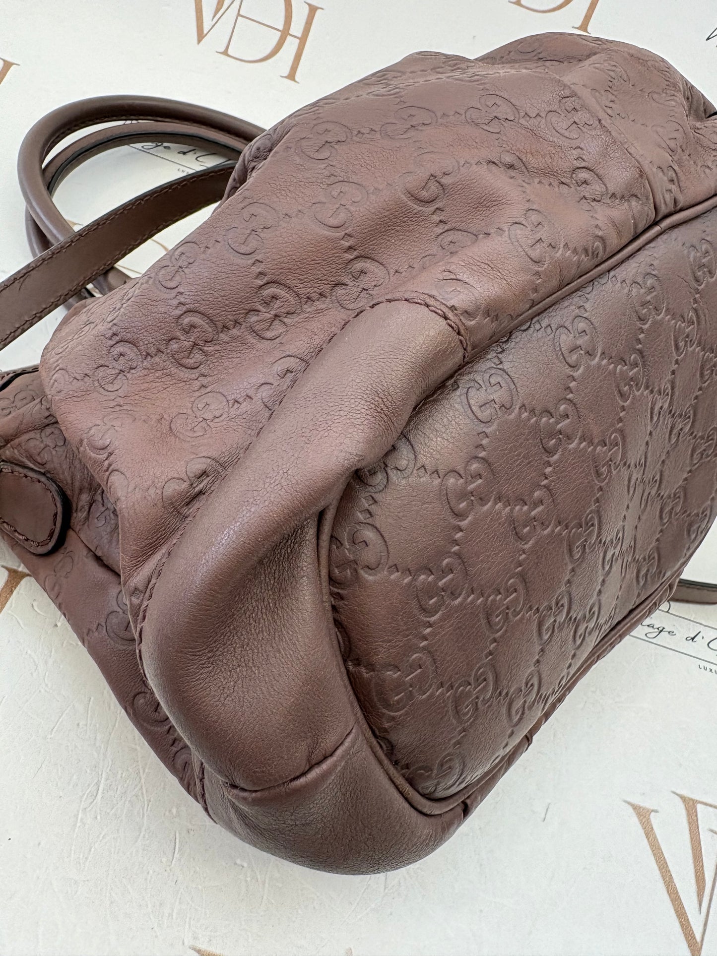 383232 - Gucci Sukey