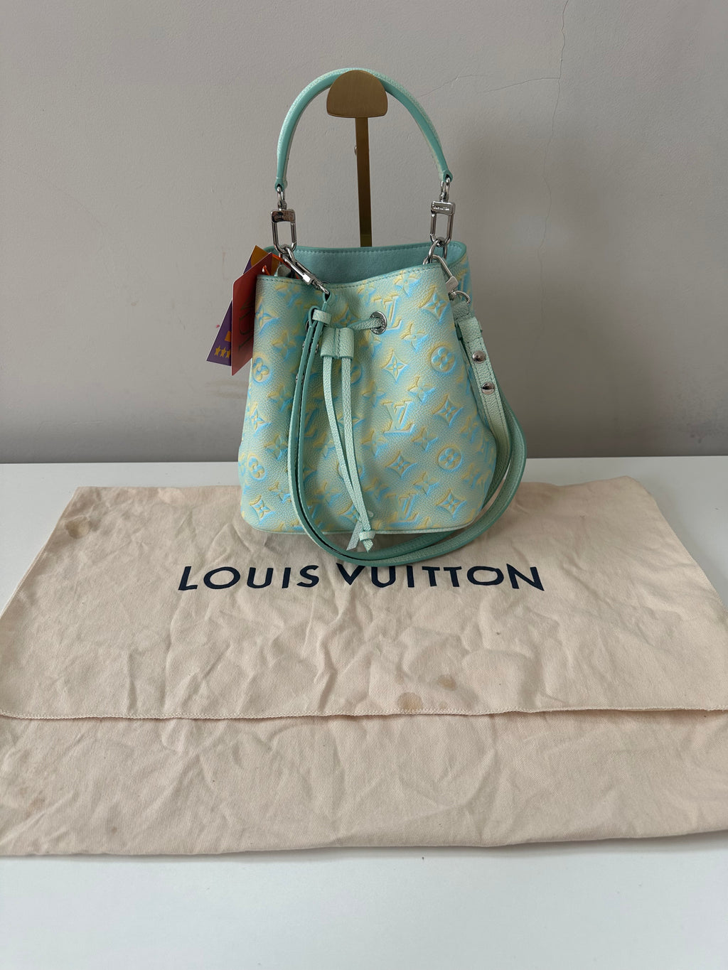 Louis Vuitton Neonoe Limited