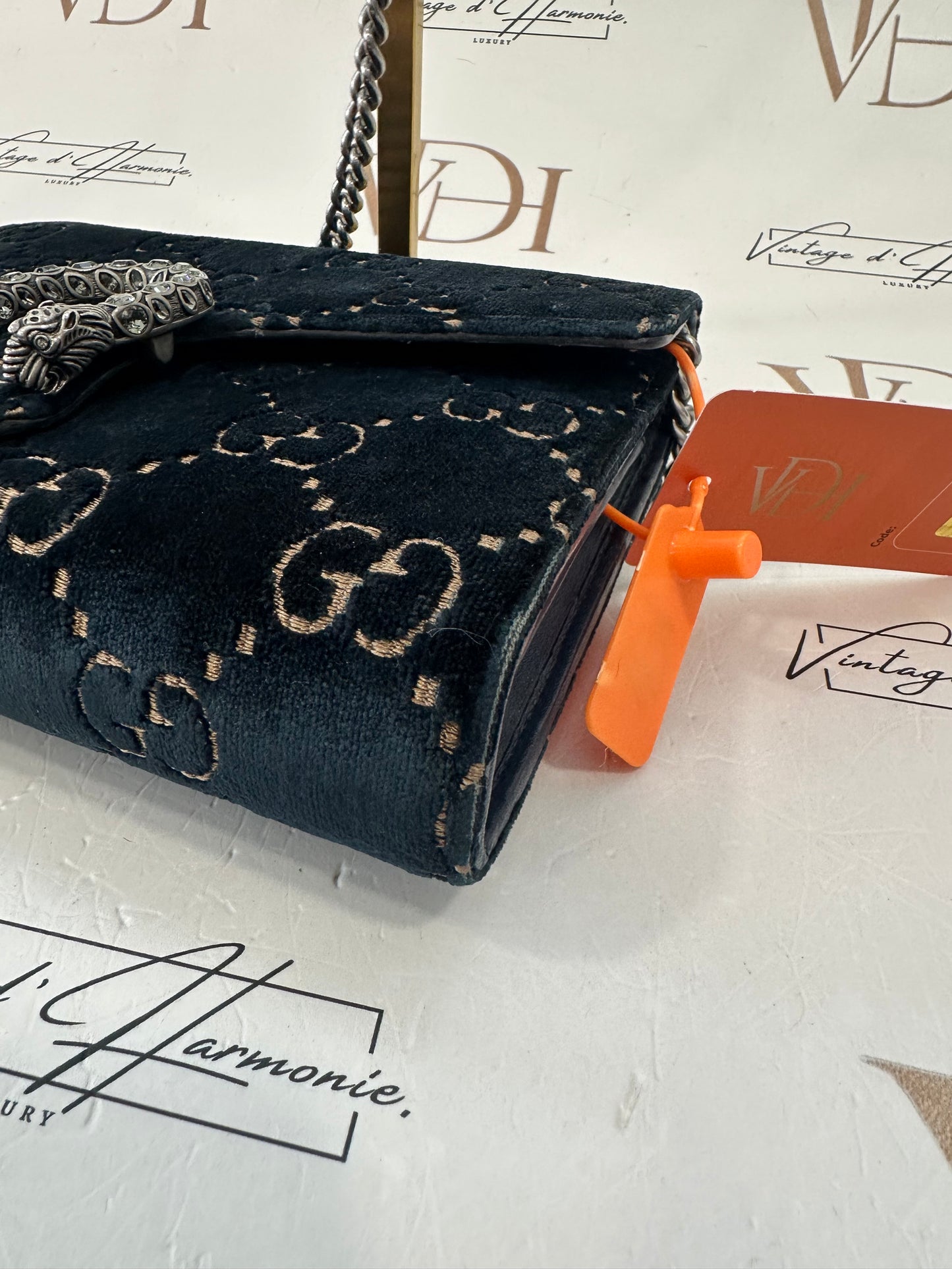 382239 - Gucci Dionysus