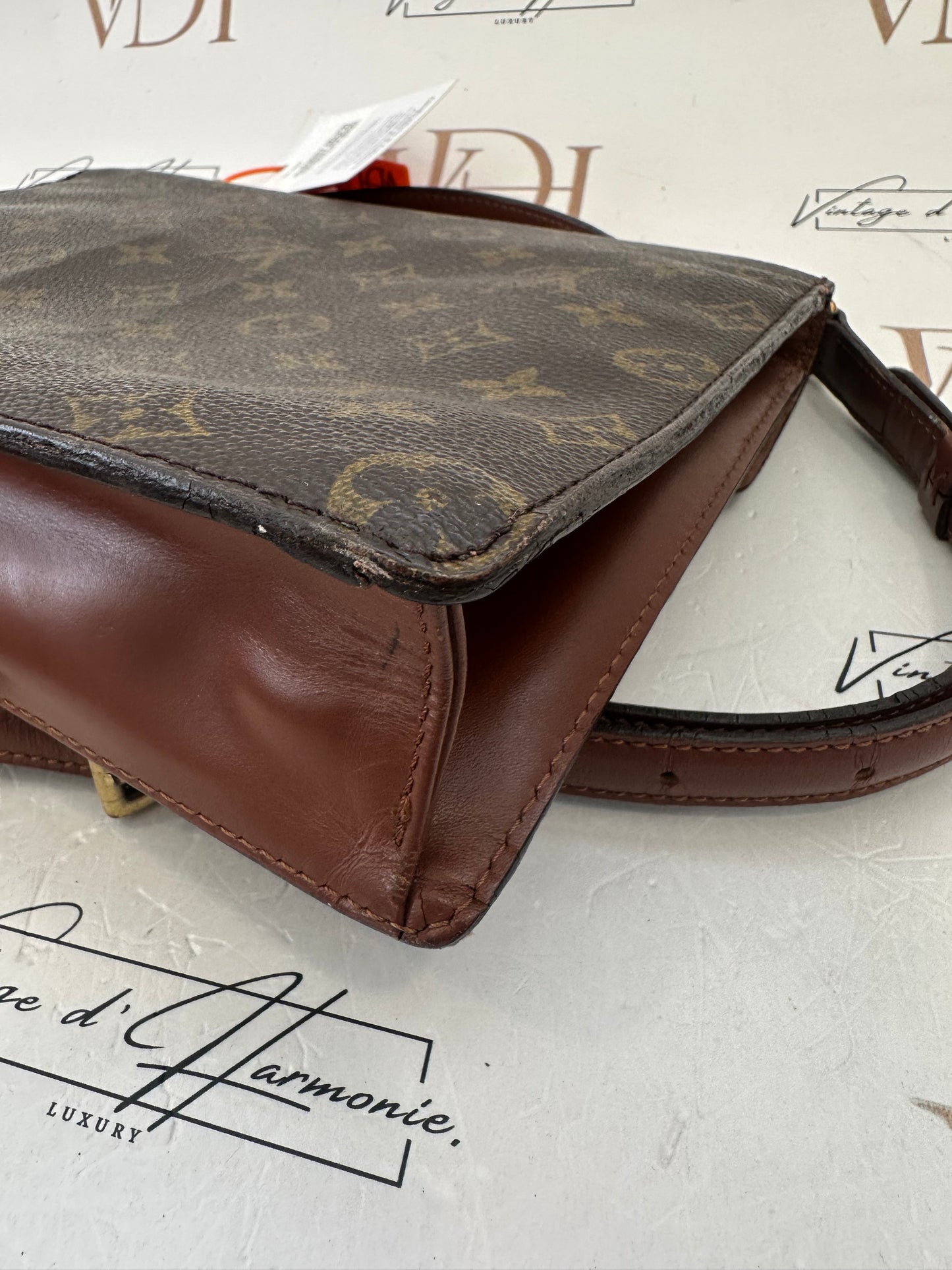 016876 - Louis Vuitton Monceau 26