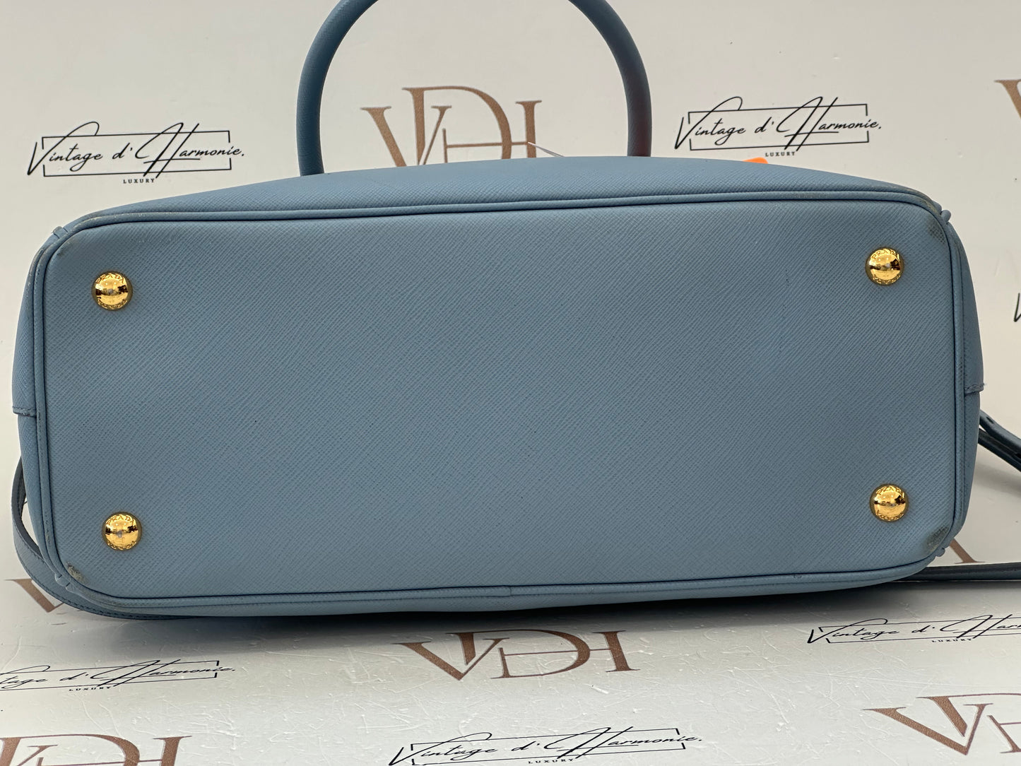 382868 - Prada Galleria
