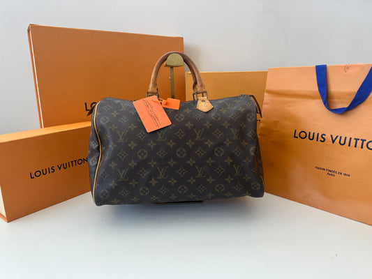 Louis Vuitton Speedy 35