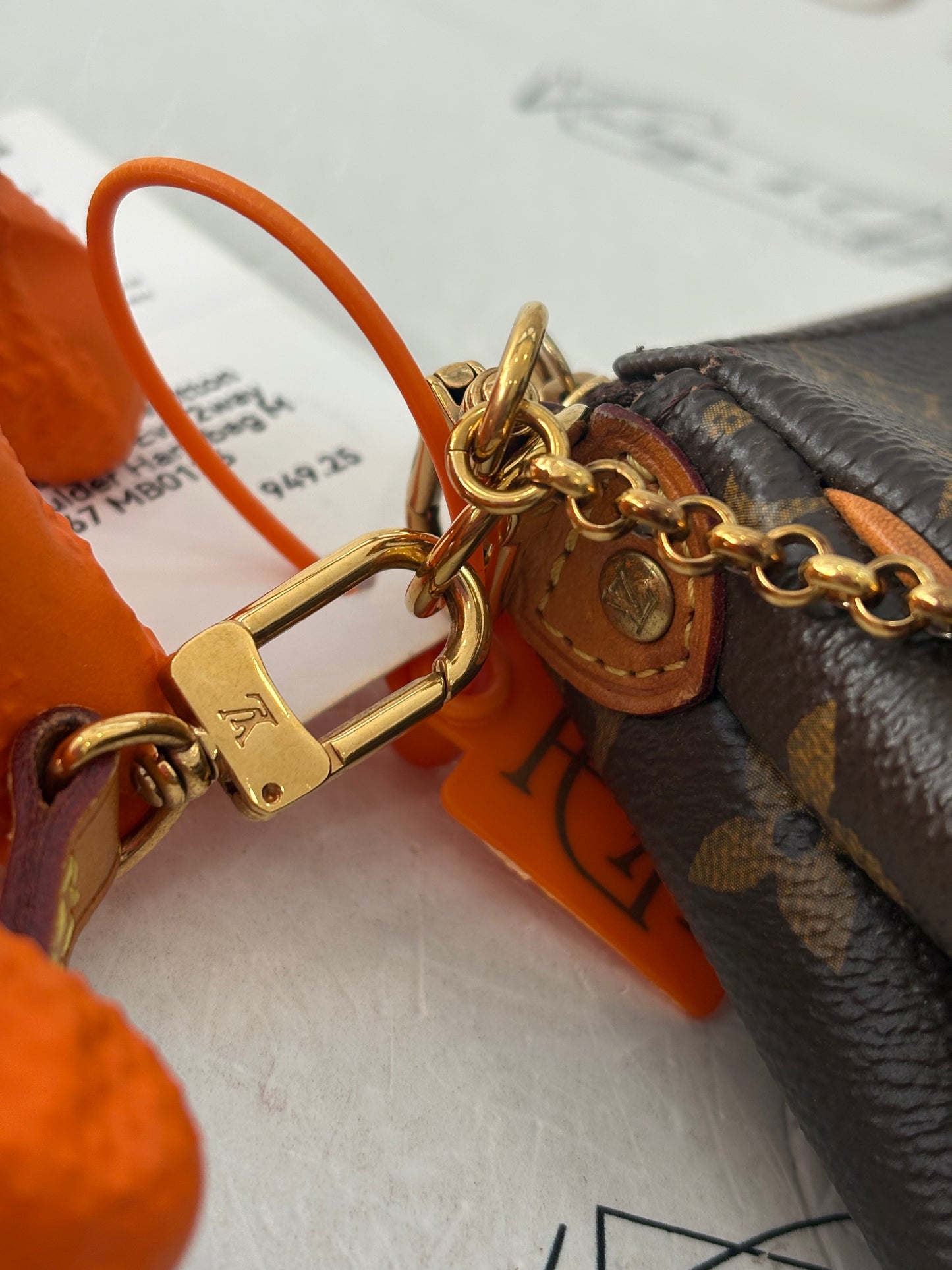 016927 - Louis Vuitton Eva