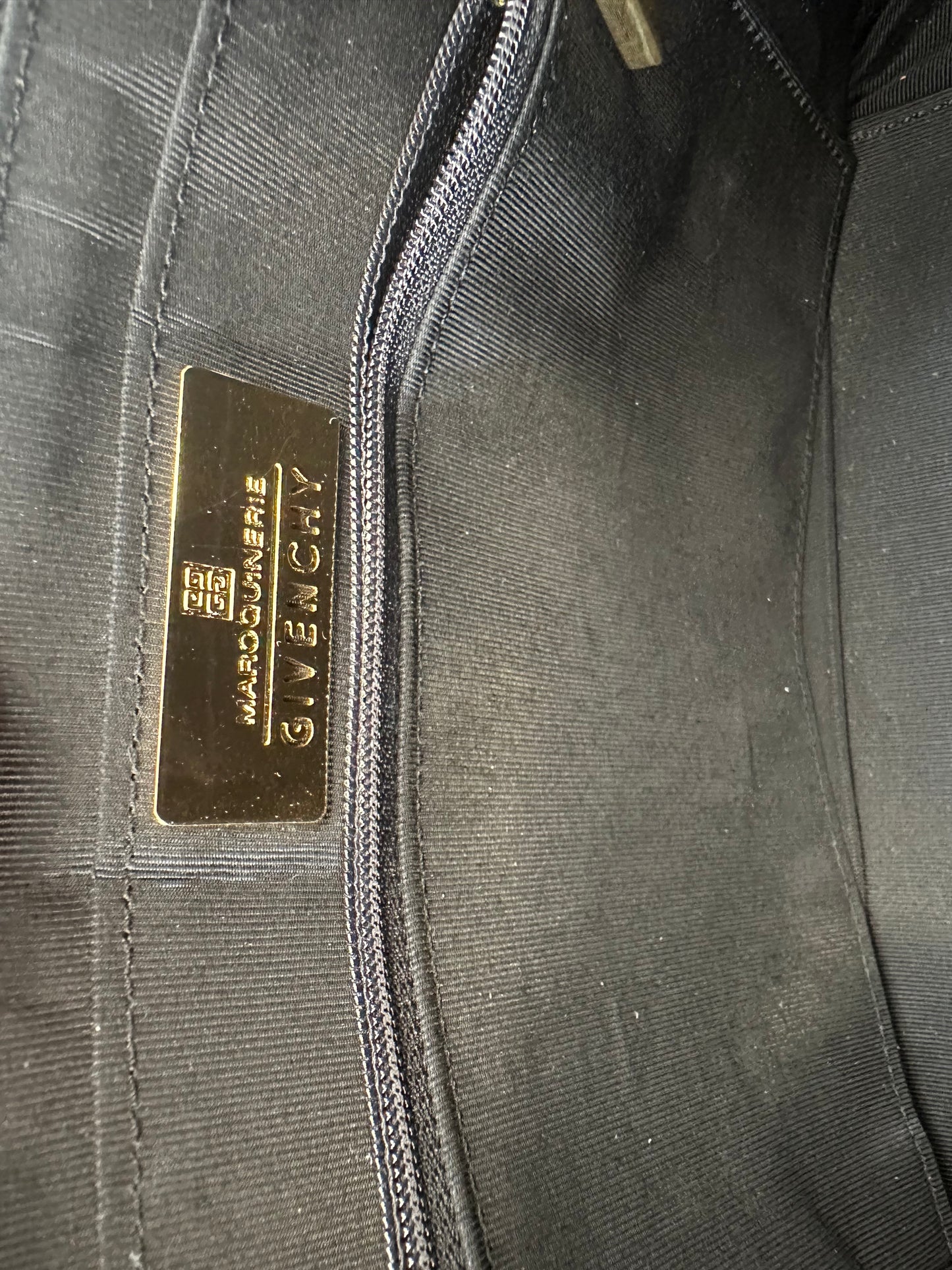 382345 - Givenchy Bag