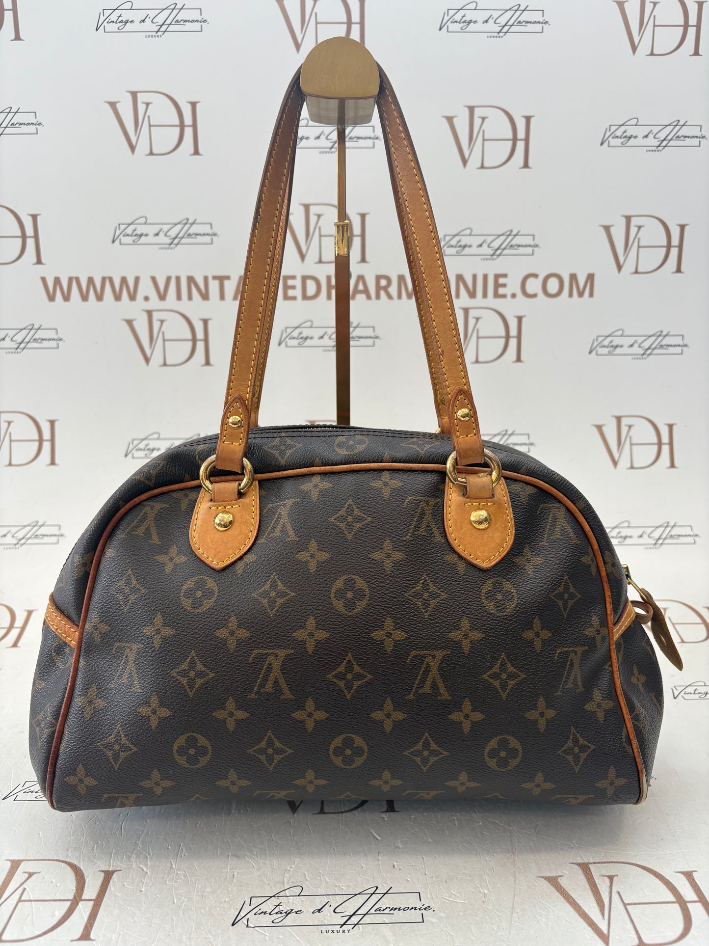 018742 - Louis Vuitton Montorgueil PM