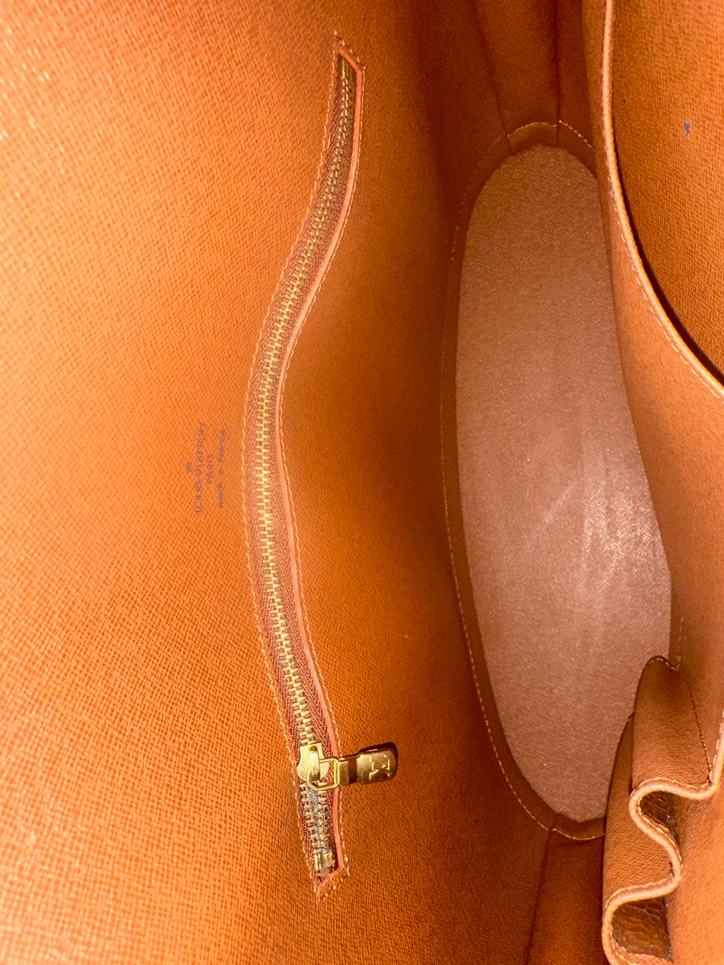 Louis Vuitton Babylone