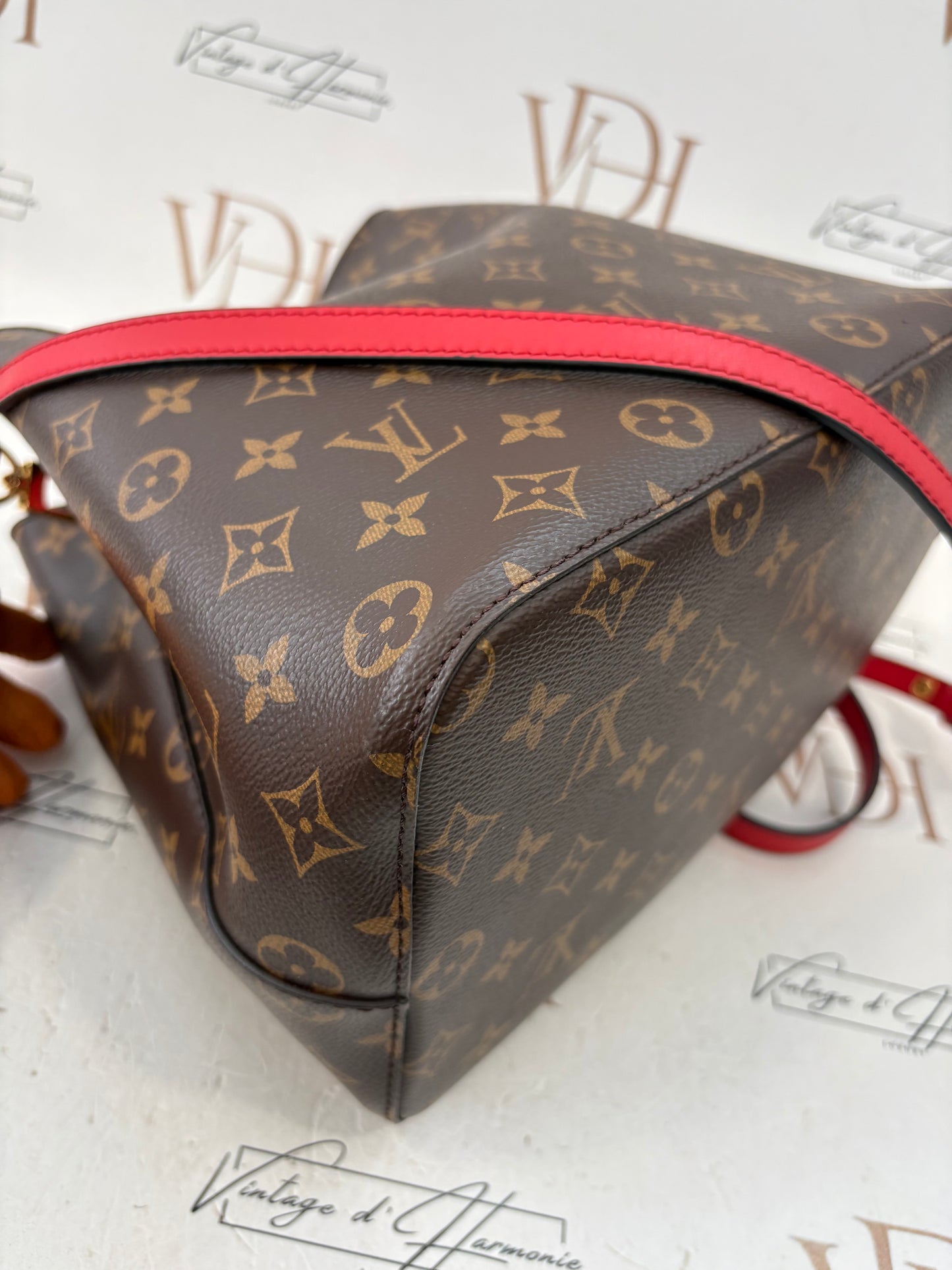 383929 - Louis Vuitton NeoNoé