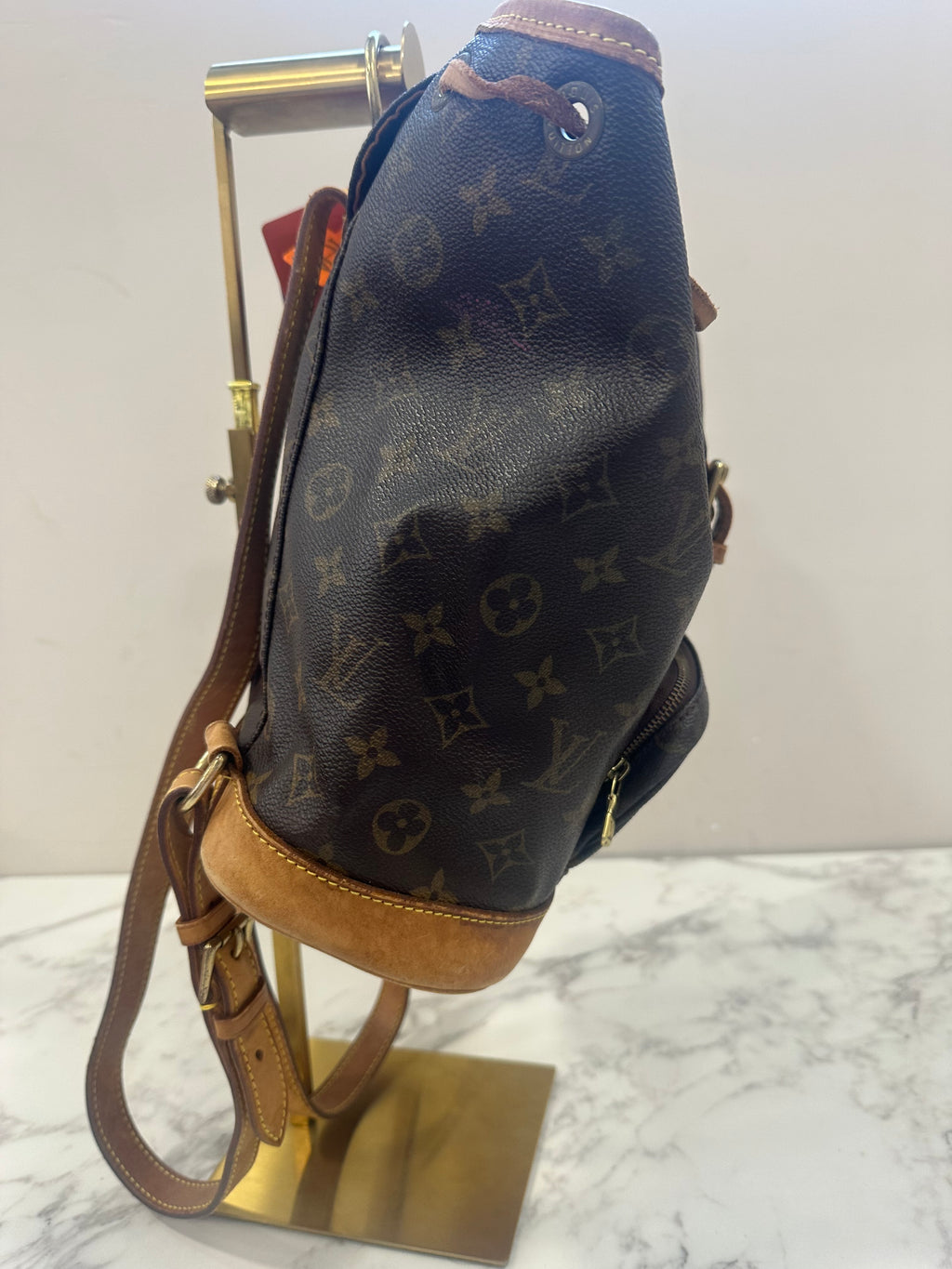 Louis Vuitton Montsouris MM