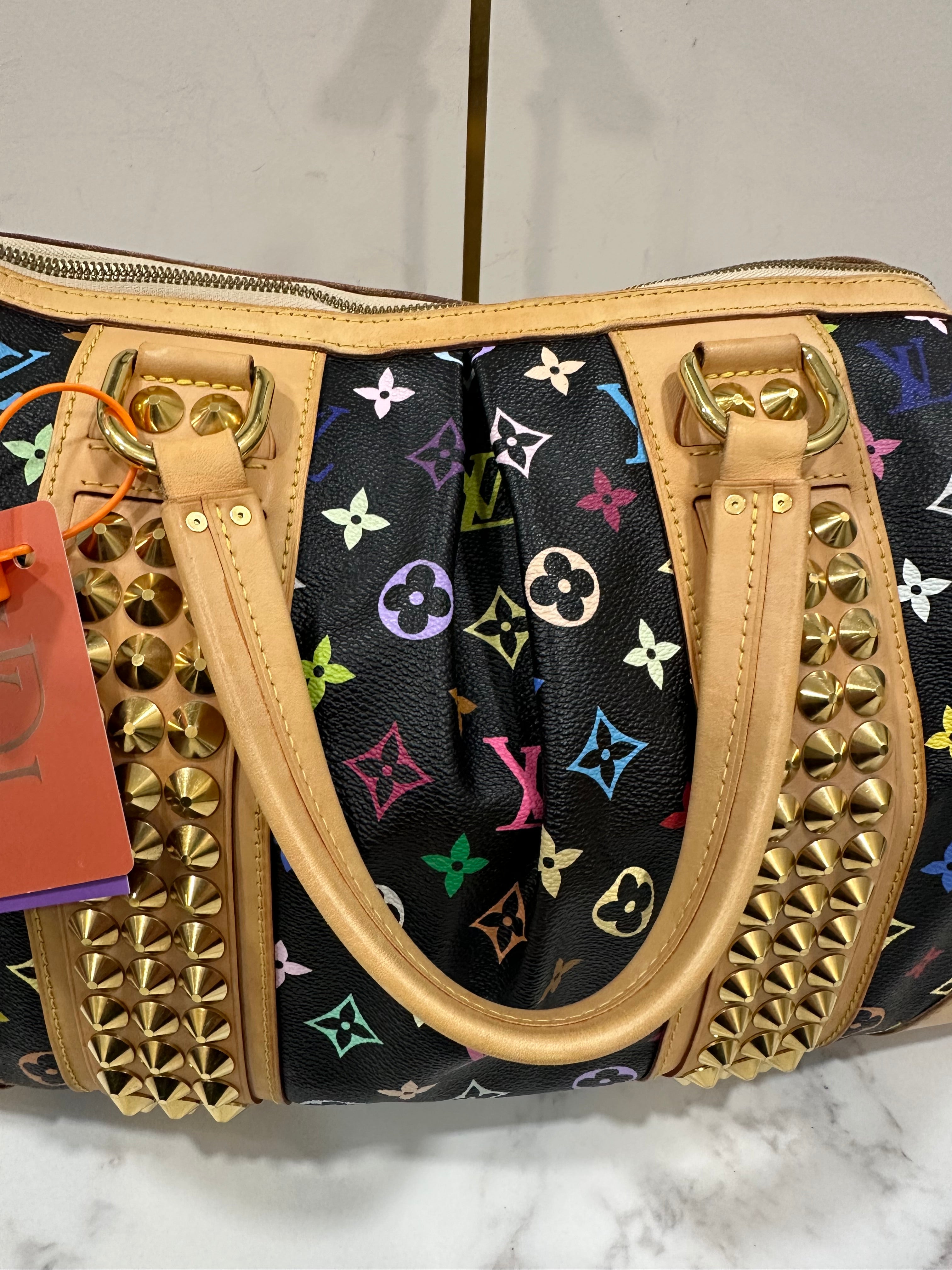 Louis Vuitton Courtney