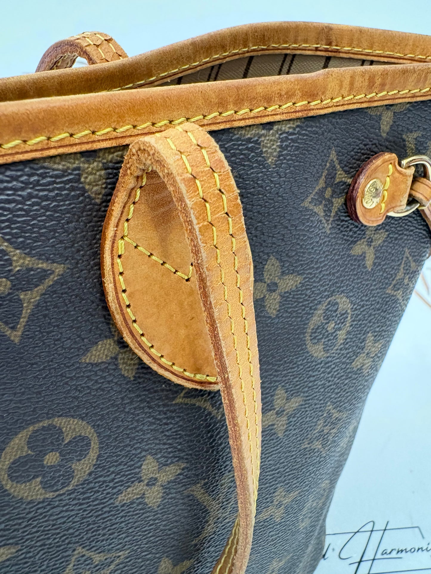 016935 - Louis Vuitton Neverfull PM