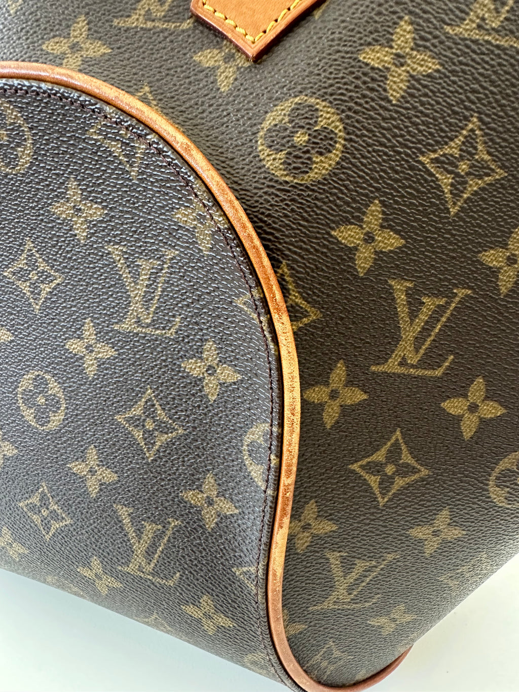 Louis Vuitton Ellipse MM