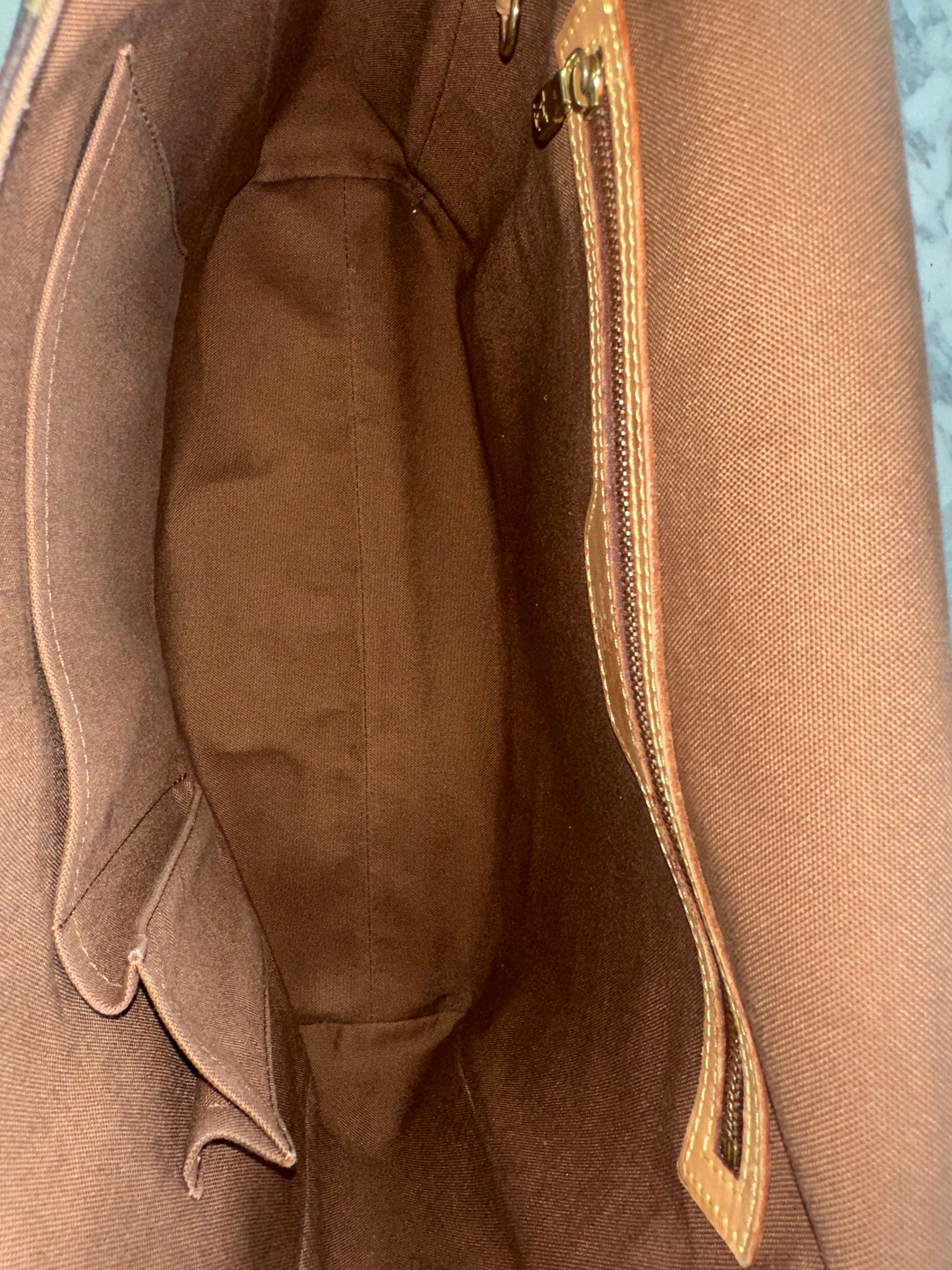 Louis Vuitton Messenger Bosphore