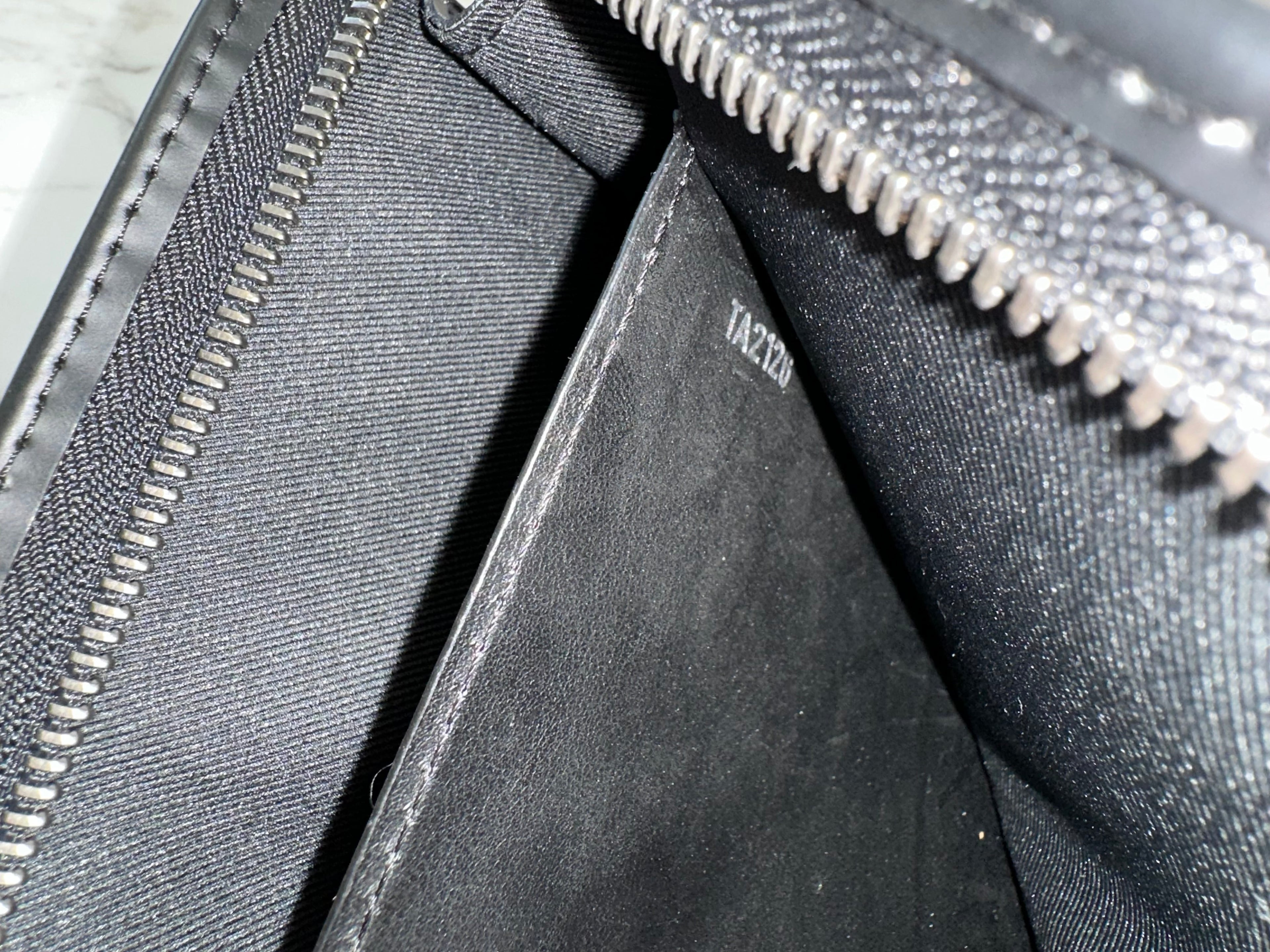 Louis Vuitton Eclipse MM