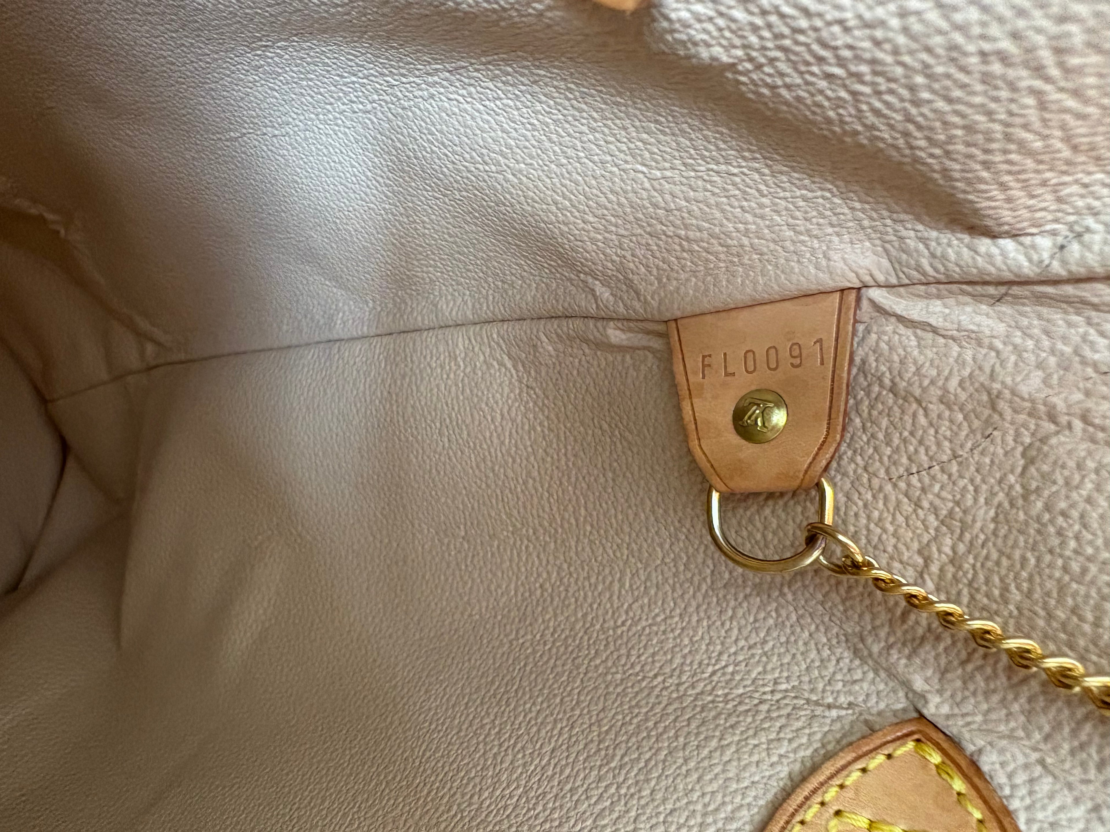 Louis Vuitton Bucket GM