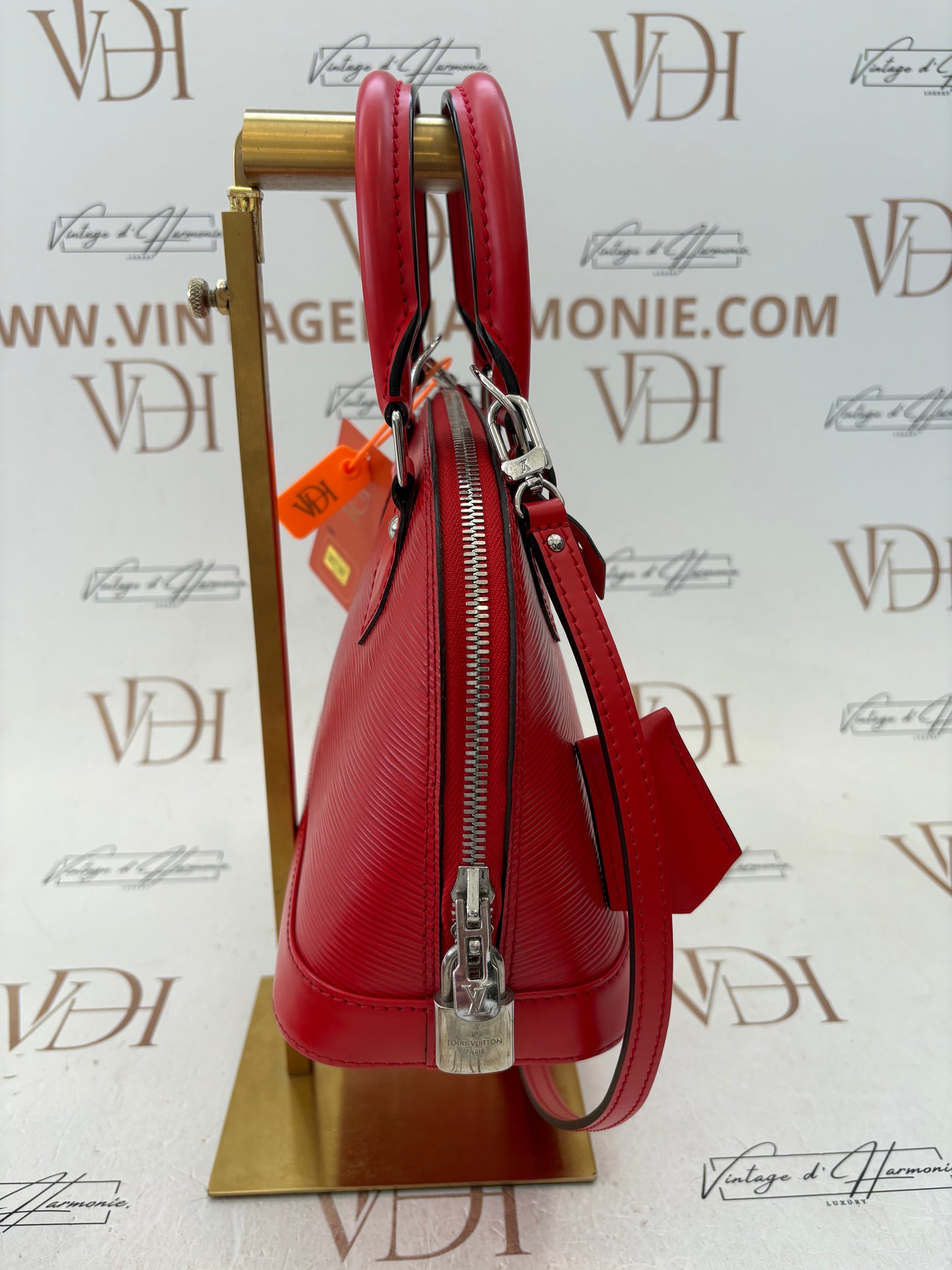 201180 - Louis Vuitton Alma BB