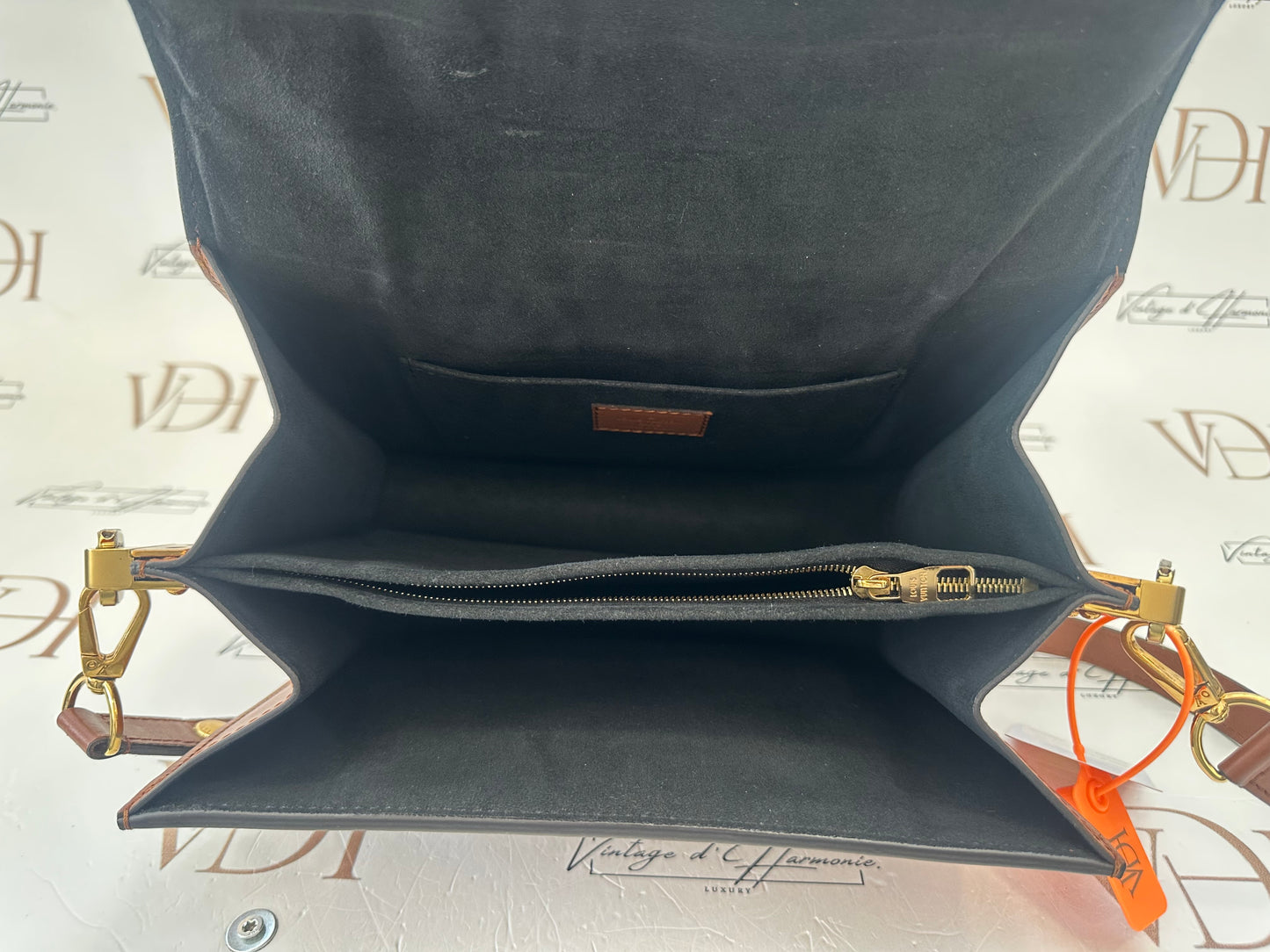 382762 - Louis Vuitton Dauphine