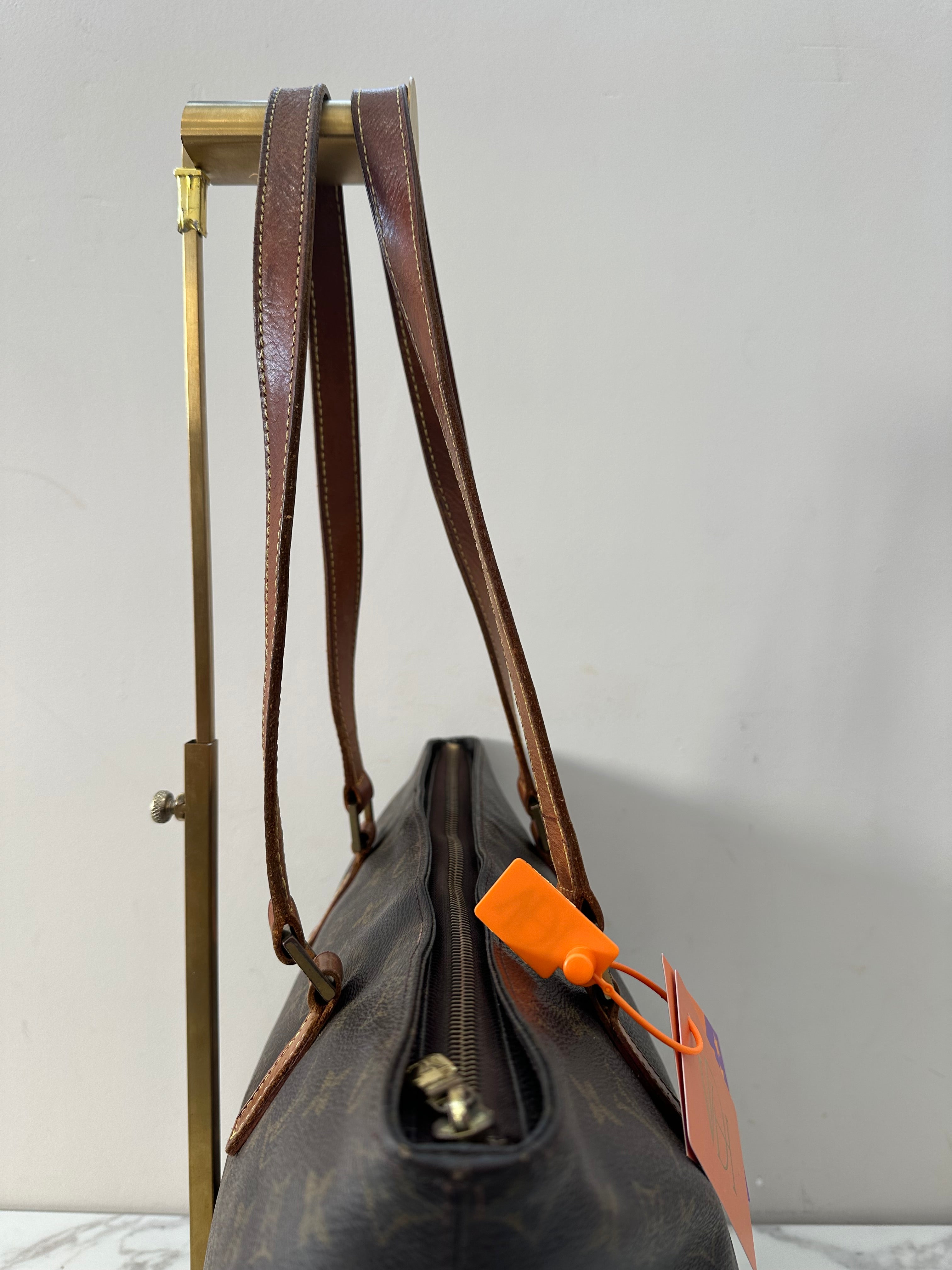 Louis Vuitton Cabas mezzo