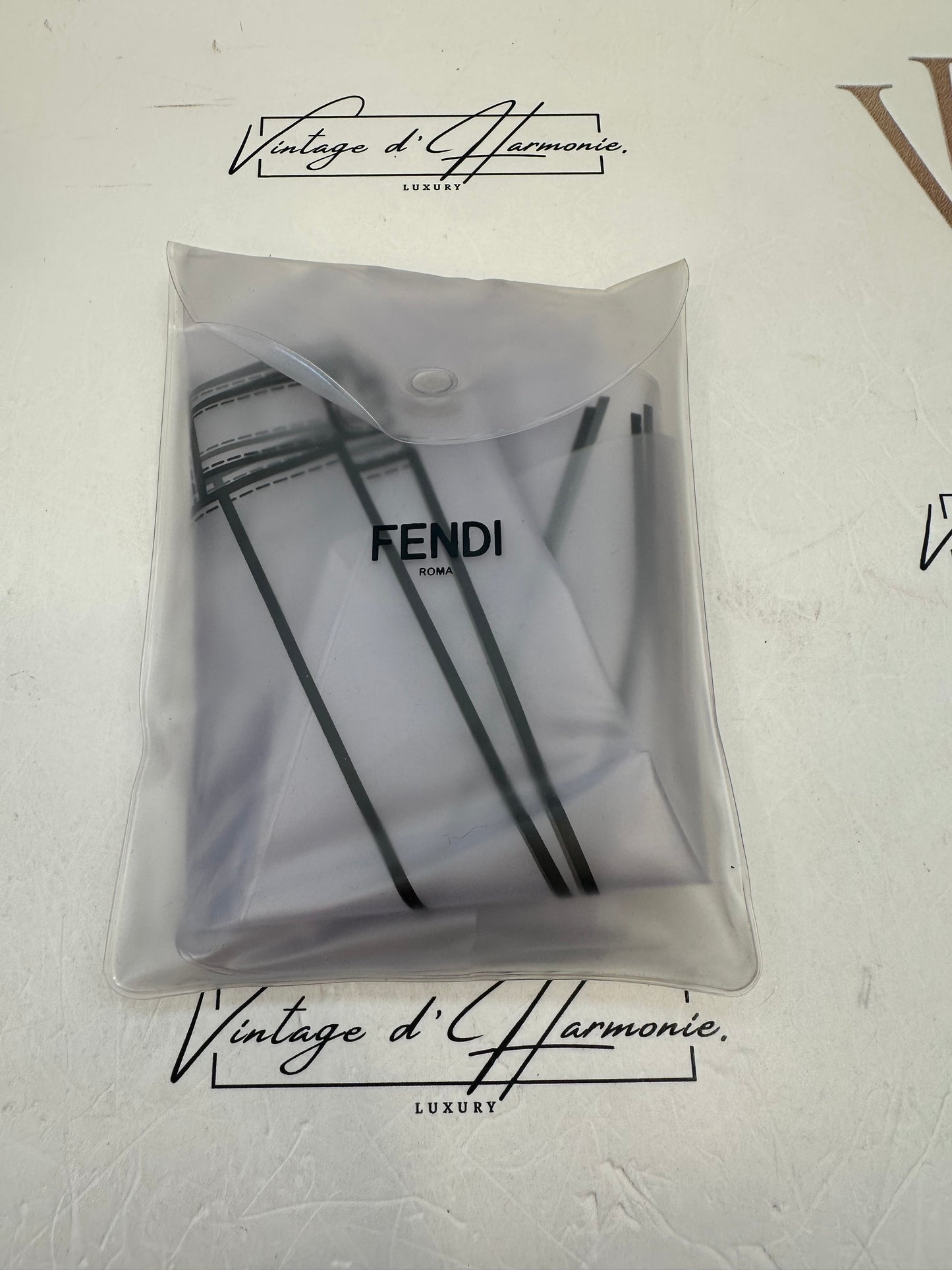 382676 - Fendi Peekaboo