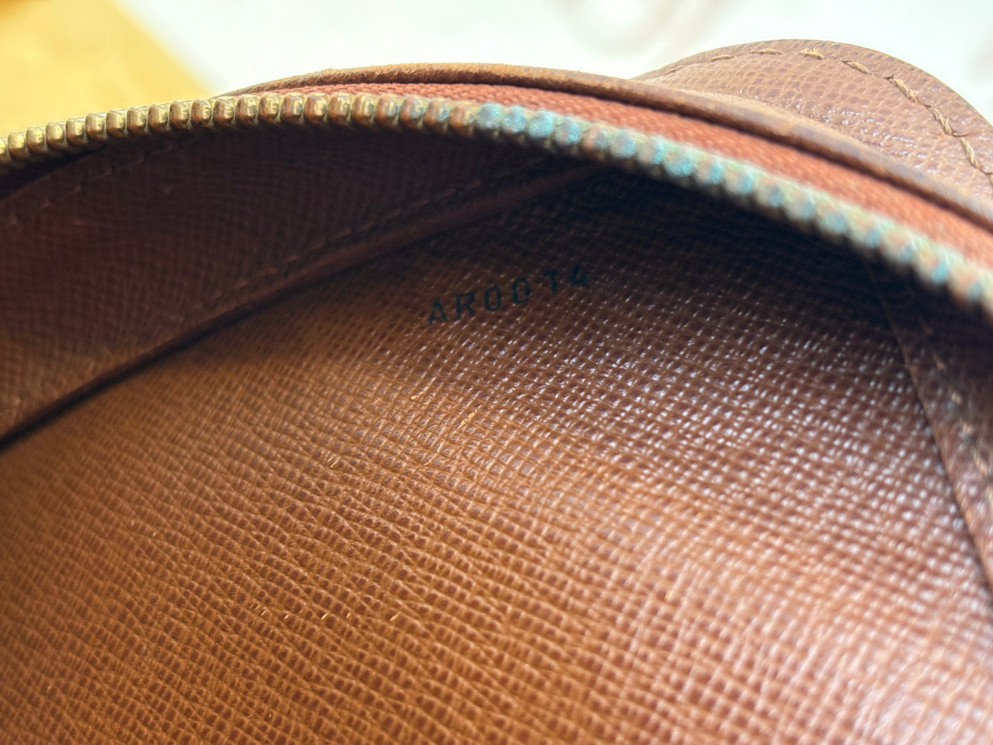 018295 - Louis Vuitton Orsay